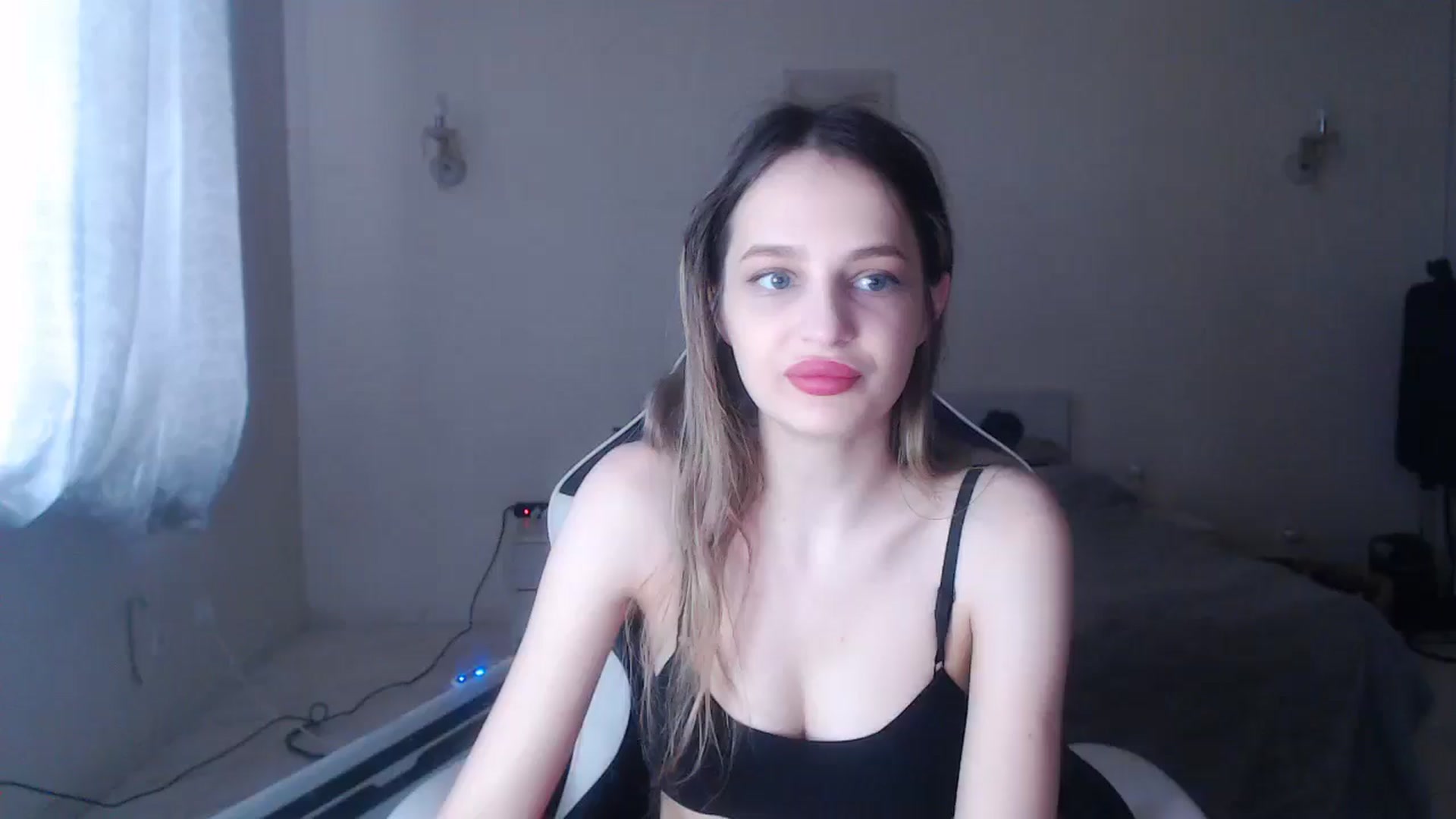 Gallery image thumbnail from Lola_vi's myfreecams stream on, 02/27/2025, 12:52 image 10 of 20