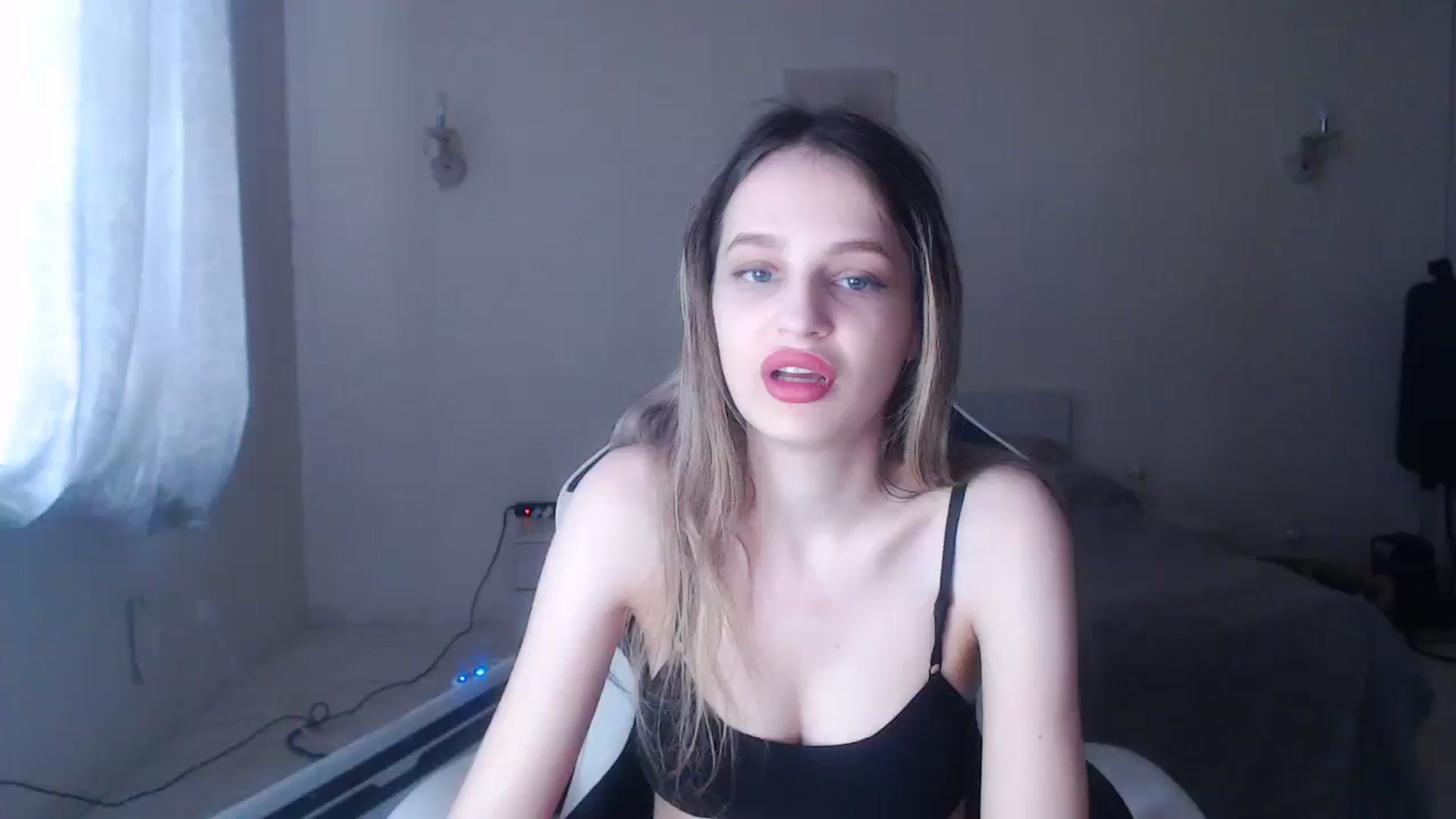 Gallery image thumbnail from Lola_vi's myfreecams stream on, 02/27/2025, 12:52 image 15 of 20