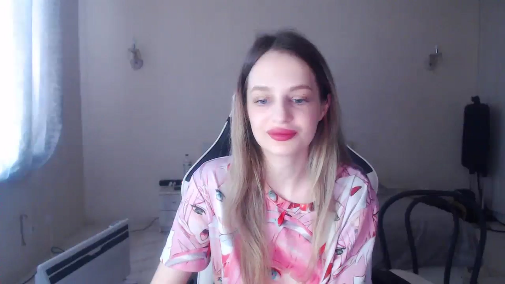 Gallery image thumbnail from Lola_vi's myfreecams stream on, 03/20/2025, 12:13 image 14 of 20