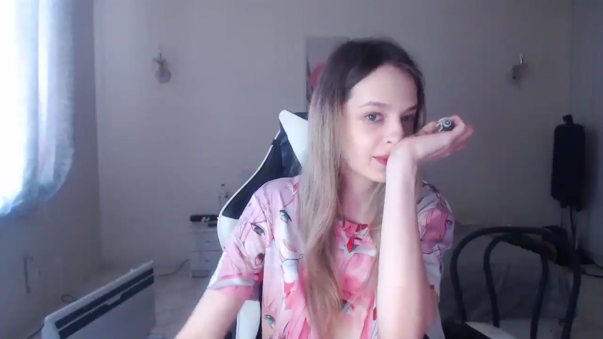 Gallery image thumbnail from Lola_vi's myfreecams stream on, 03/20/2025, 12:13 image 13 of 20