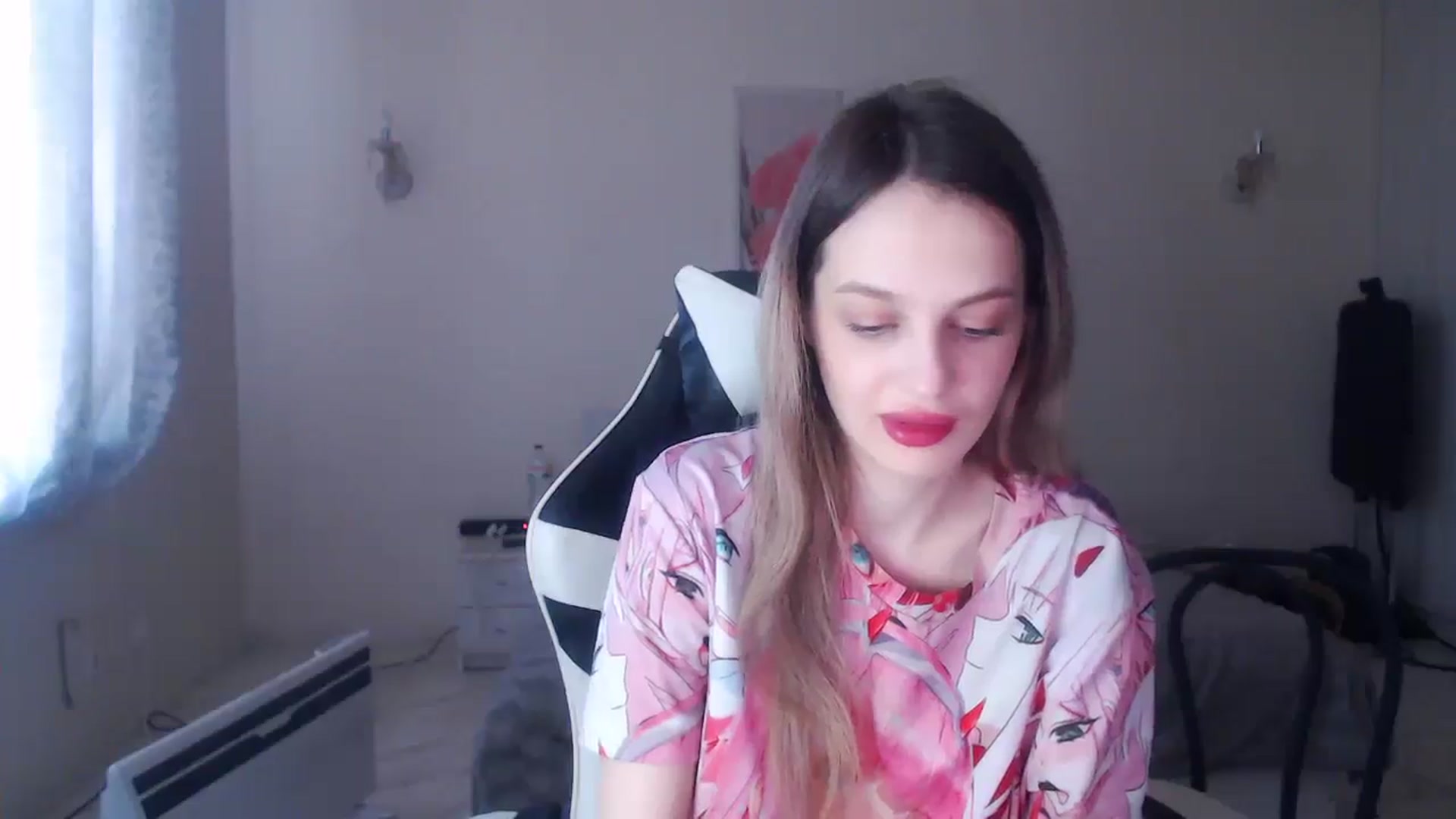 Gallery image thumbnail from Lola_vi's myfreecams stream on, 03/20/2025, 12:13 image 5 of 20