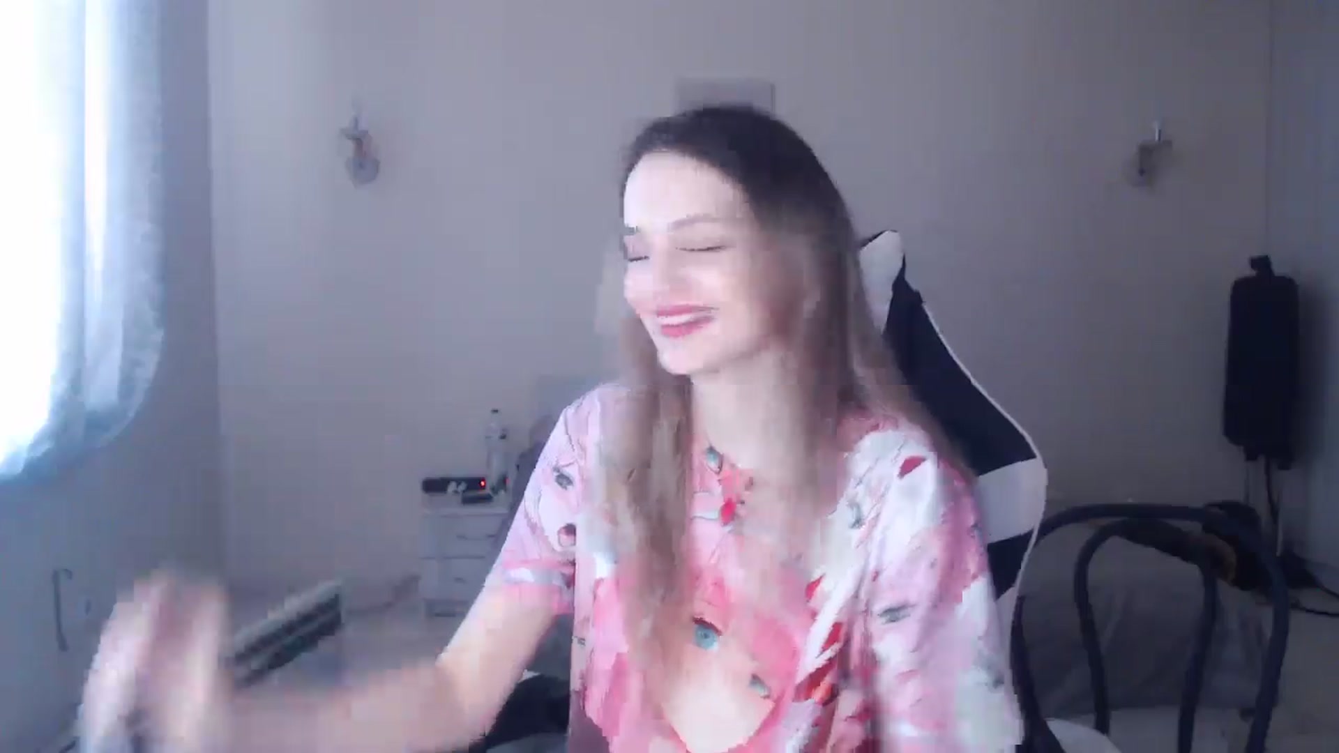 Gallery image thumbnail from Lola_vi's myfreecams stream on, 03/20/2025, 12:13 image 20 of 20