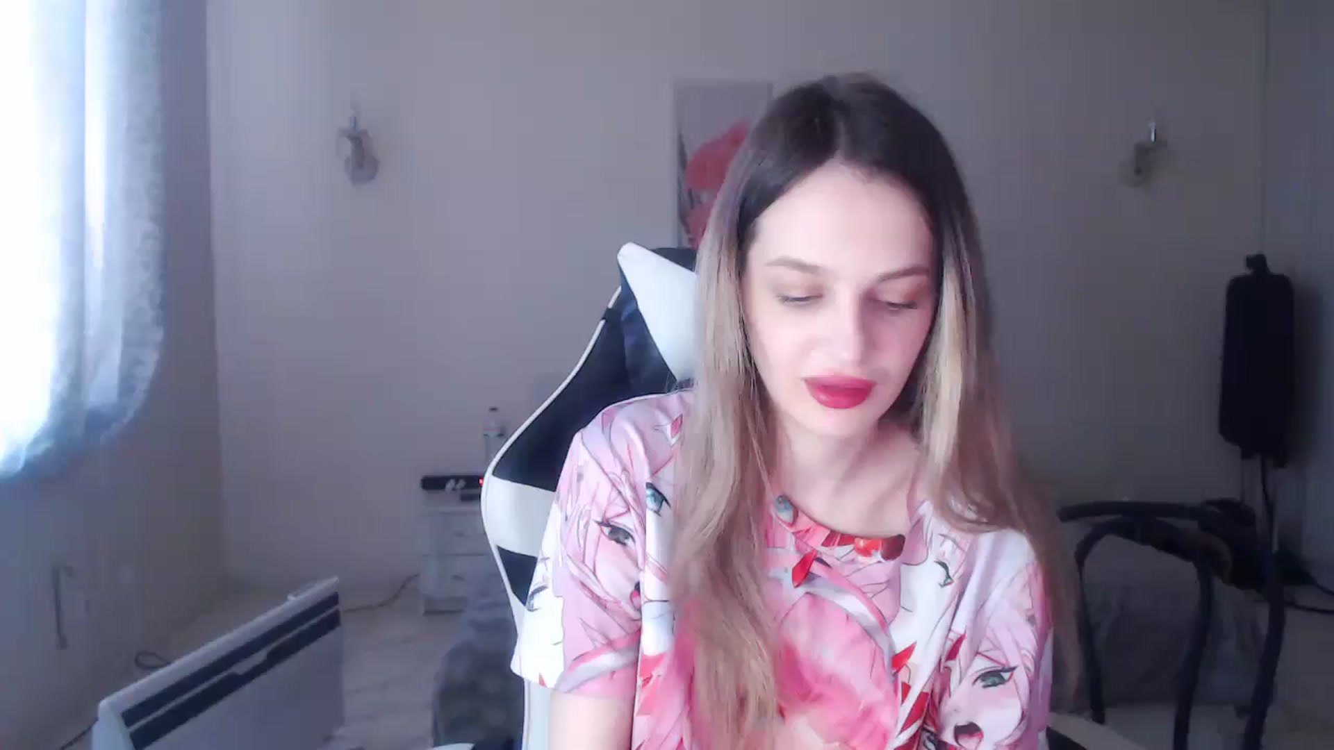 Gallery image thumbnail from Lola_vi's myfreecams stream on, 03/20/2025, 12:13 image 12 of 20