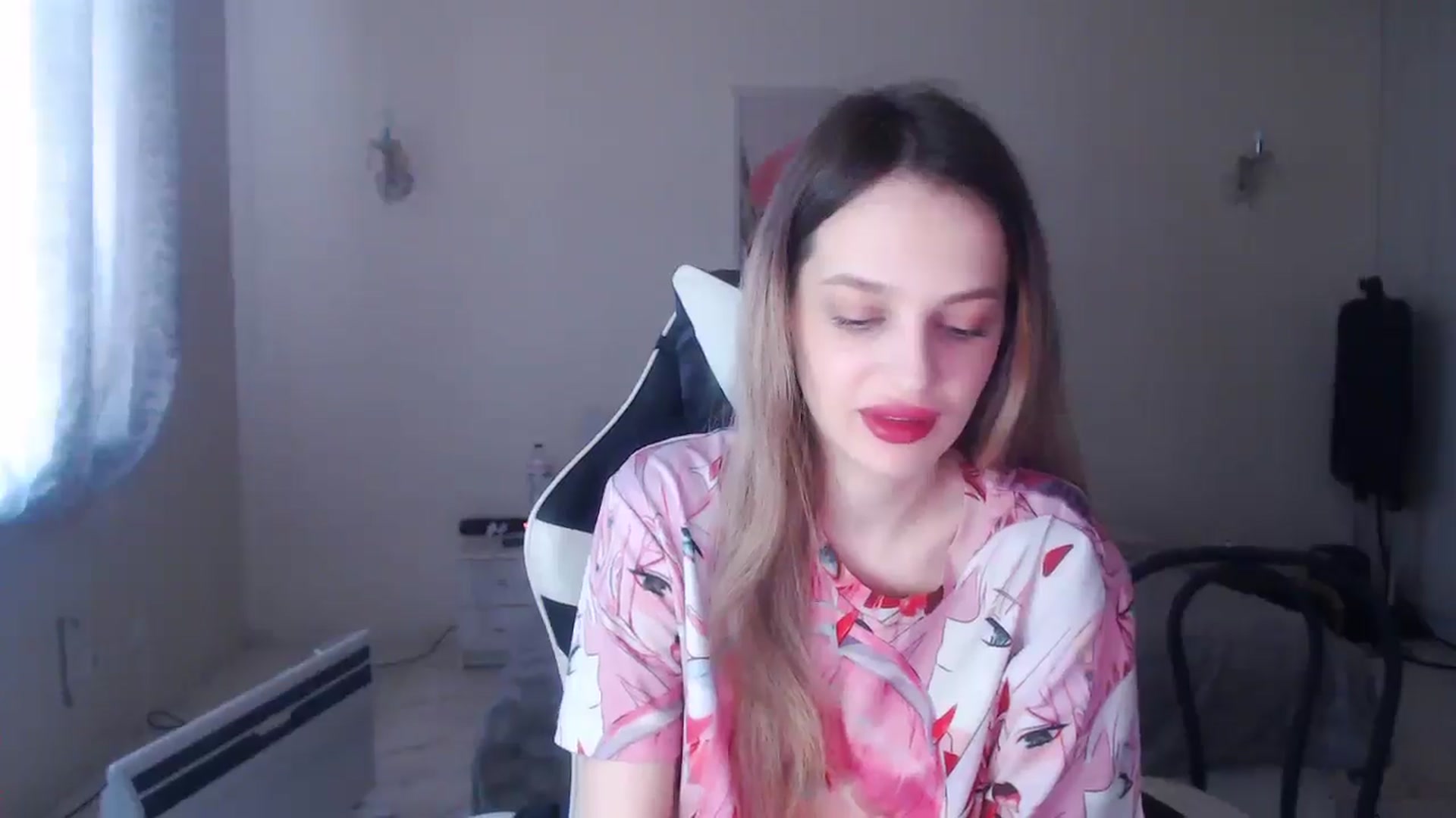 Gallery image thumbnail from Lola_vi's myfreecams stream on, 03/20/2025, 12:13 image 11 of 20