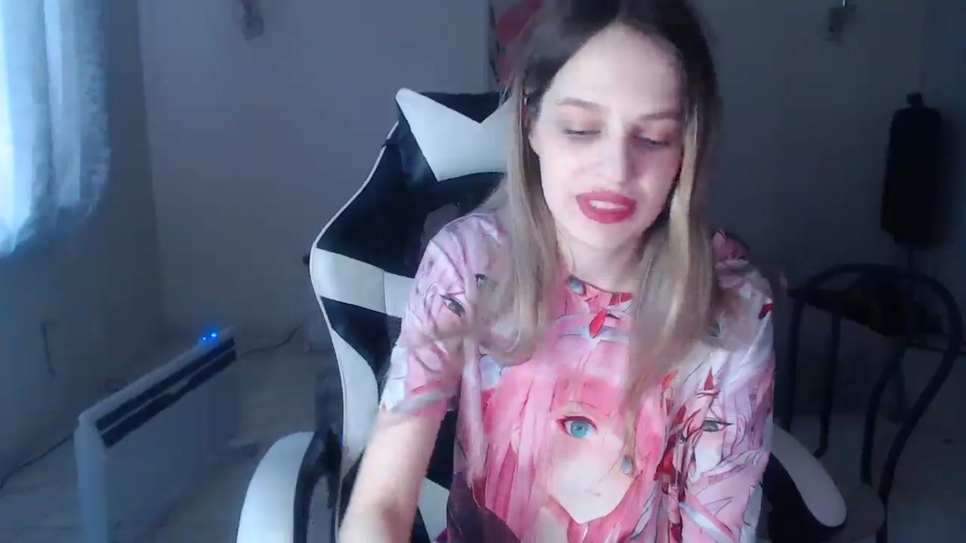 Gallery image thumbnail from Lola_vi's myfreecams stream on, 03/20/2025, 15:35 image 7 of 20