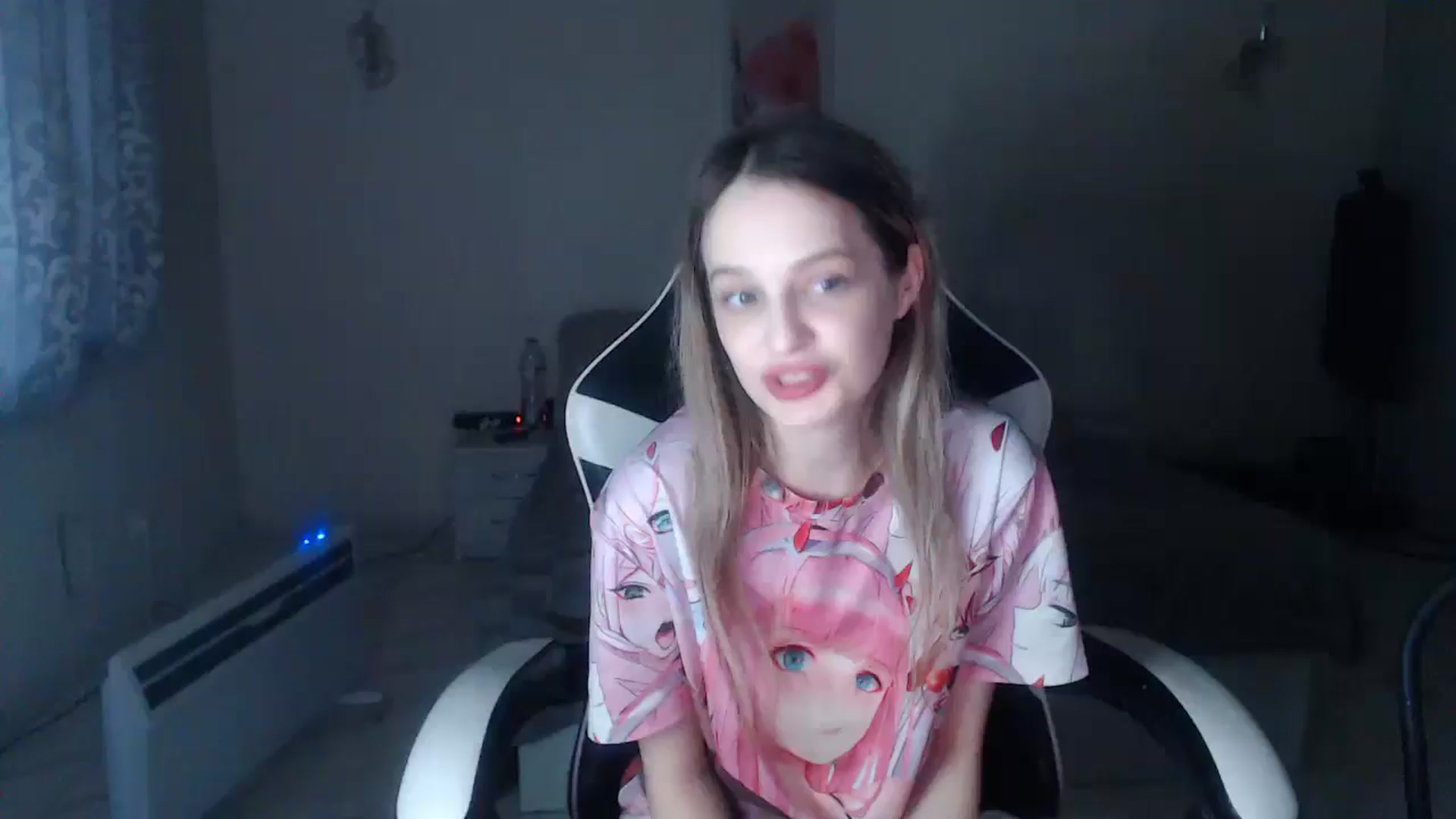 Gallery image thumbnail from Lola_vi's myfreecams stream on, 03/20/2025, 16:23 image 15 of 20