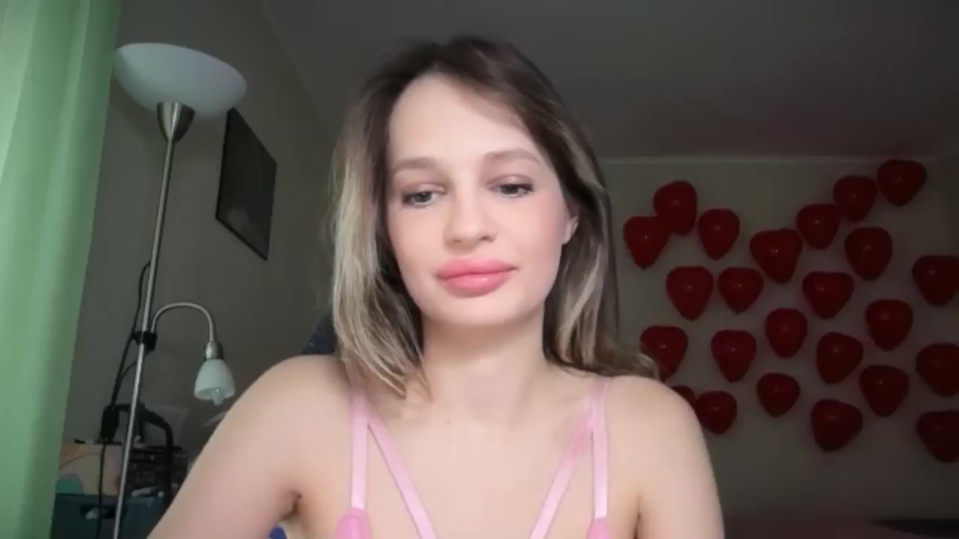 Gallery image thumbnail from Lola_vi's myfreecams stream on, 02/11/2026, 12:30 image 1 of 20