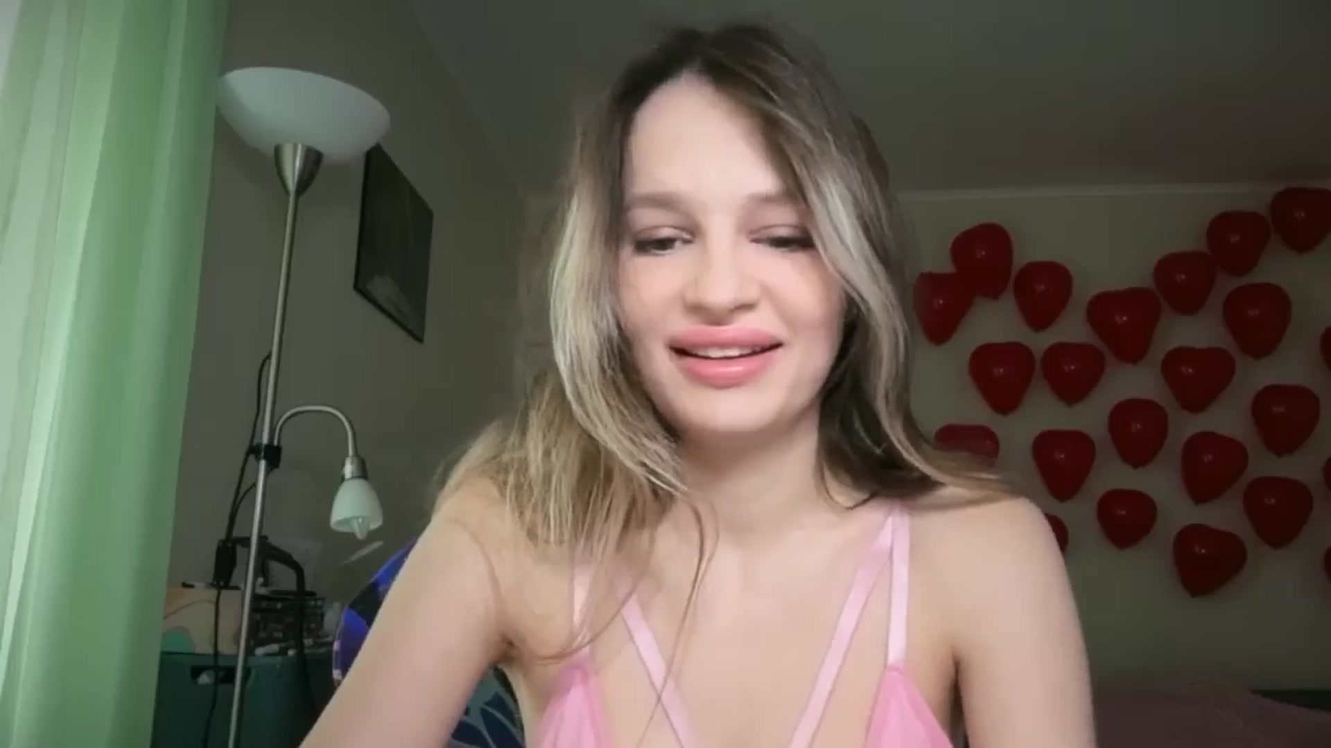 Gallery image thumbnail from Lola_vi's myfreecams stream on, 02/11/2026, 12:30 image 7 of 20