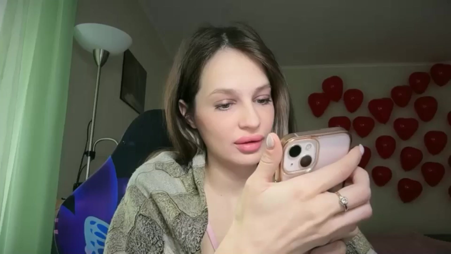 Gallery image thumbnail from Lola_vi's myfreecams stream on, 02/11/2026, 12:30 image 10 of 20