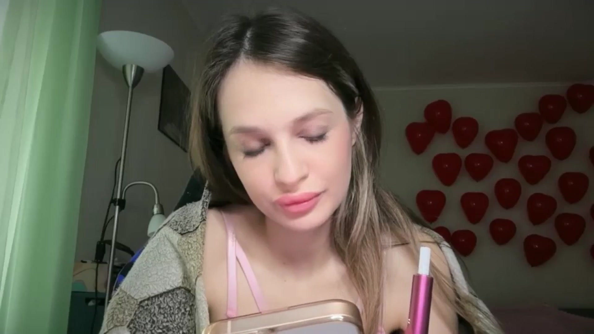 Gallery image thumbnail from Lola_vi's myfreecams stream on, 02/11/2026, 12:30 image 13 of 20