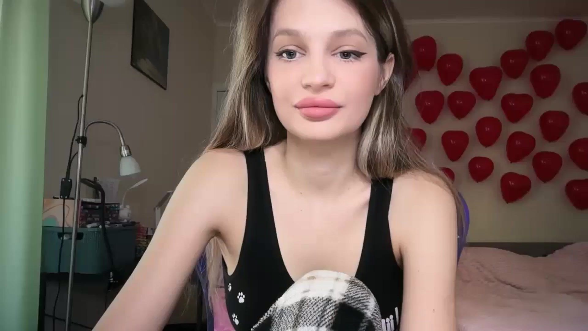 Gallery image thumbnail from Lola_vi's myfreecams stream on, 02/16/2026, 11:33 image 5 of 20