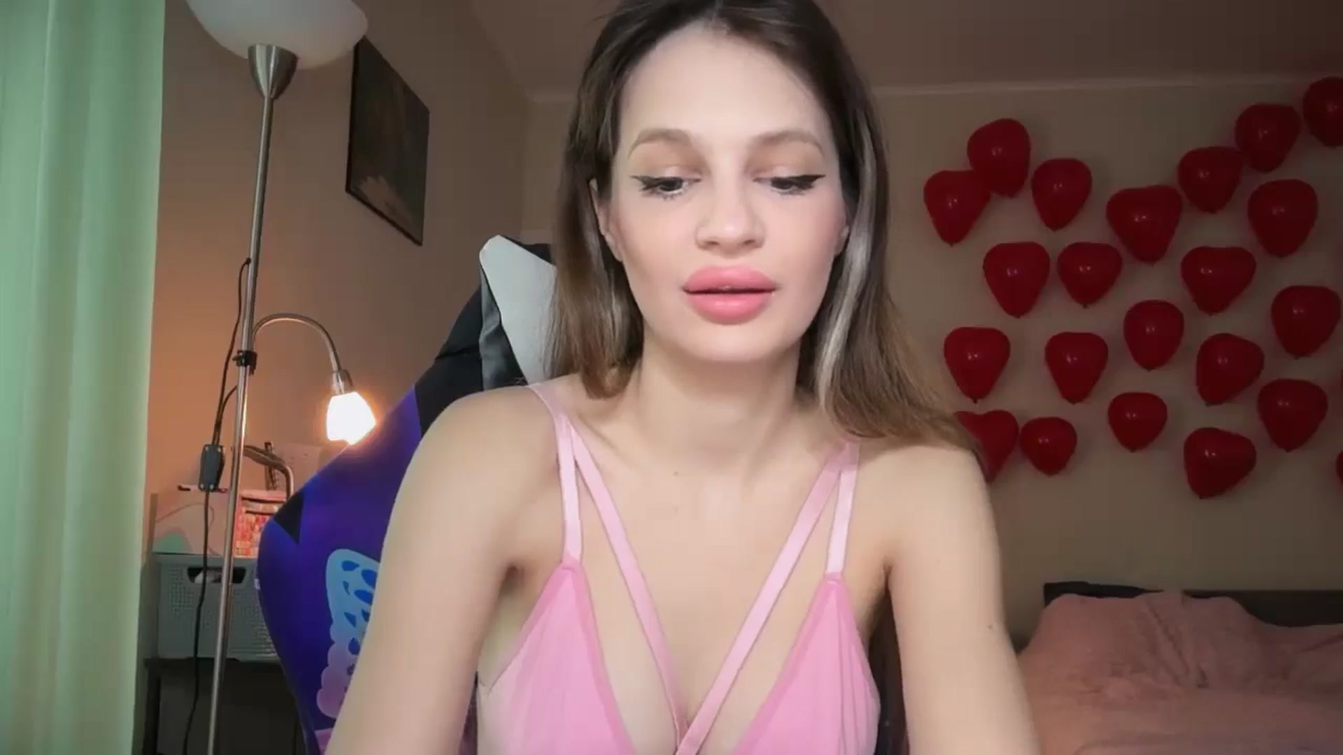 Gallery image thumbnail from Lola_vi's myfreecams stream on, 02/17/2026, 12:02 image 6 of 20