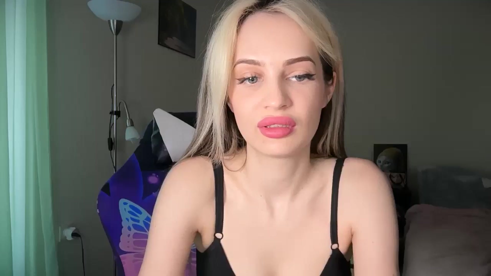 Gallery image thumbnail from Lola_vi's myfreecams stream on, 04/30/2026, 09:58 image 6 of 20