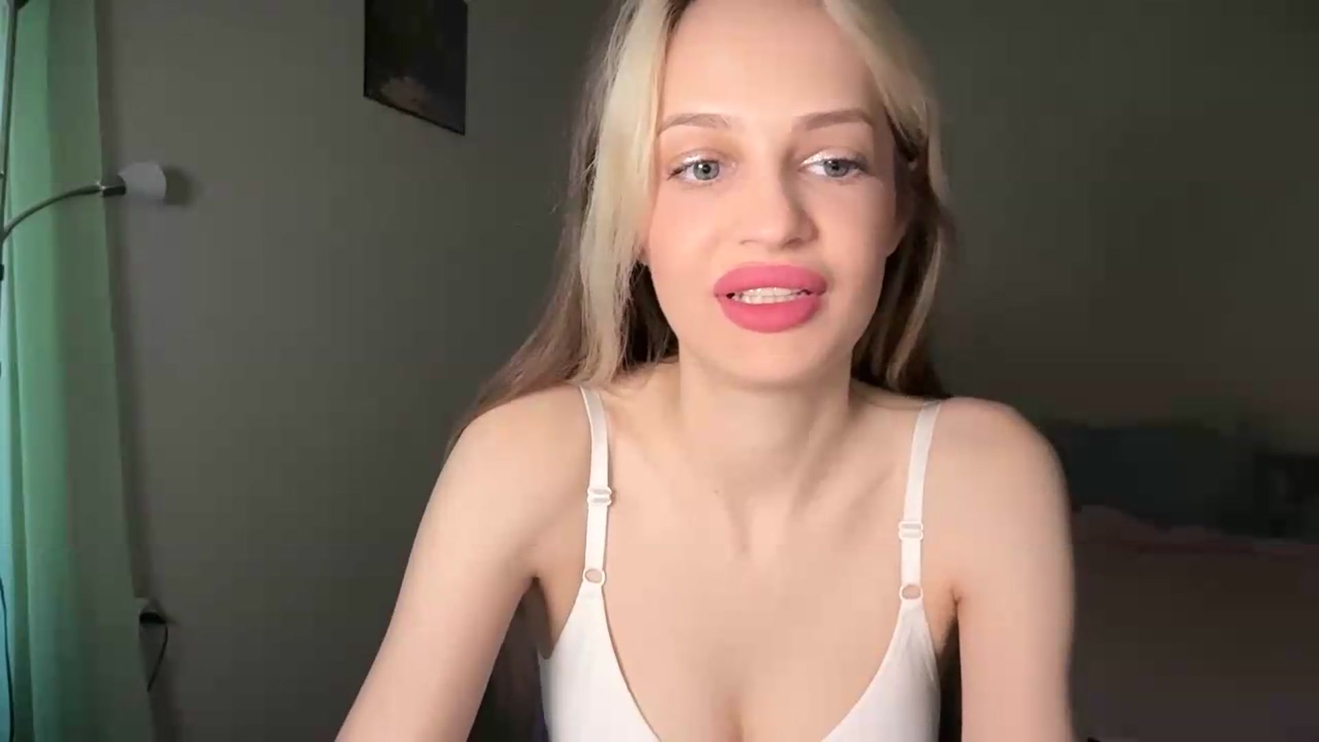 Gallery image thumbnail from Lola_vi's myfreecams stream on, 05/16/2026, 10:34 image 13 of 20