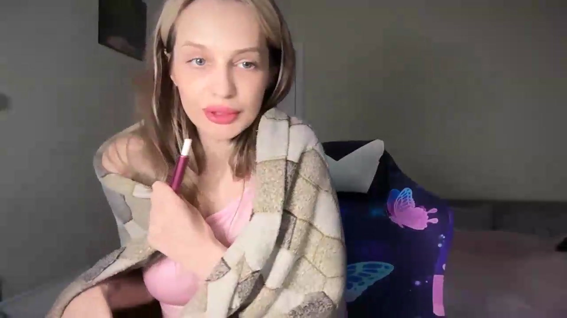 Gallery image thumbnail from Lola_vi's myfreecams stream on, 05/29/2026, 09:29 image 19 of 20