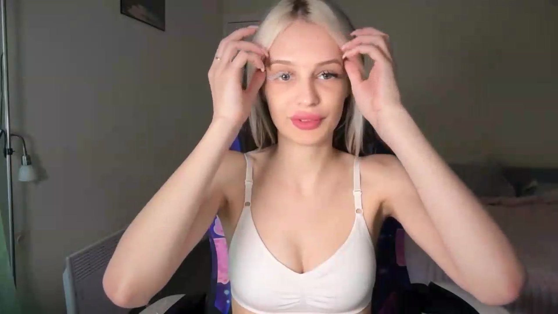 Gallery image thumbnail from Lola_vi's myfreecams stream on, 07/05/2026, 14:31 image 8 of 20
