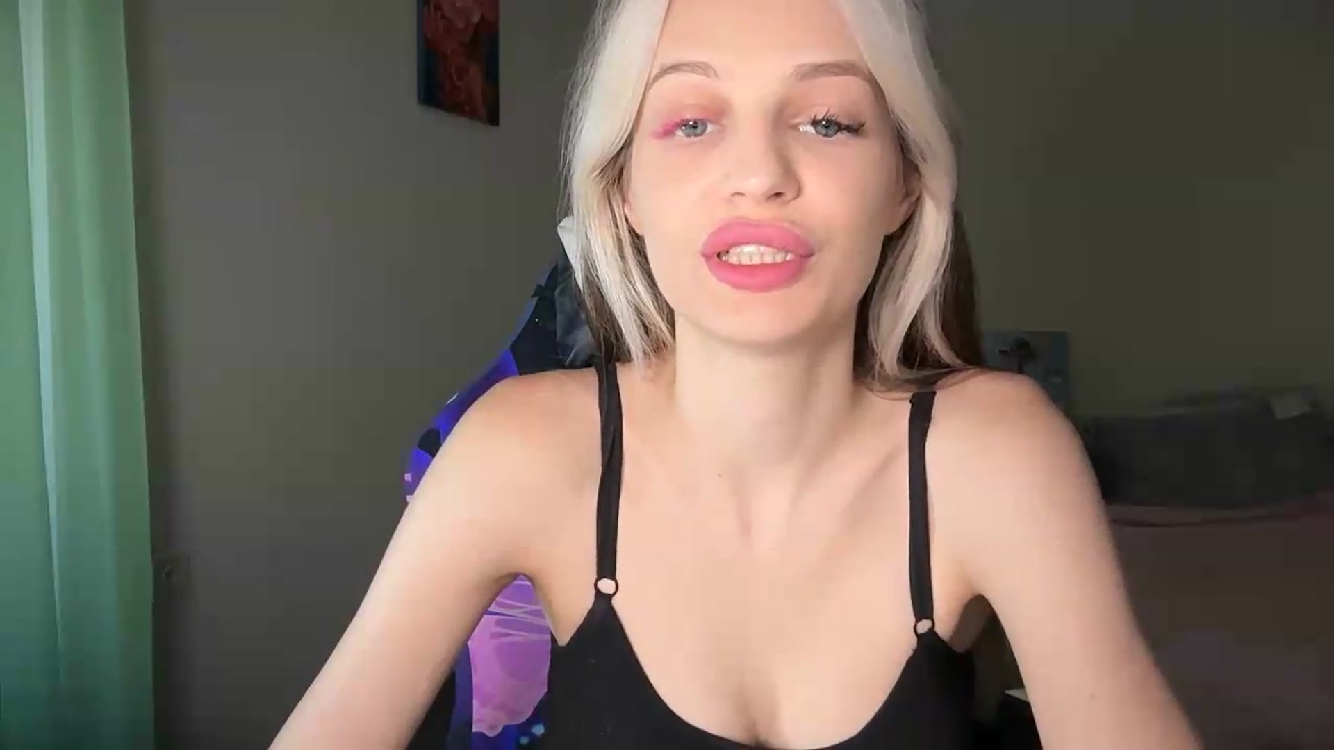 Gallery image thumbnail from Lola_vi's myfreecams stream on, 08/15/2026, 11:23 image 5 of 20