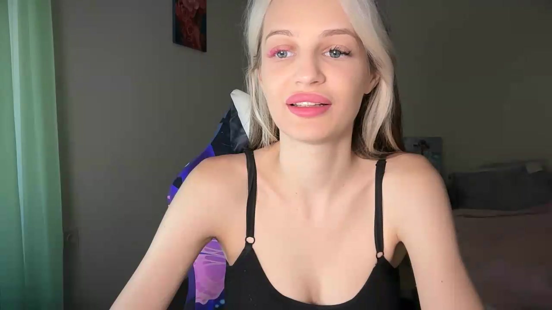 Gallery image thumbnail from Lola_vi's myfreecams stream on, 08/15/2026, 11:23 image 3 of 20