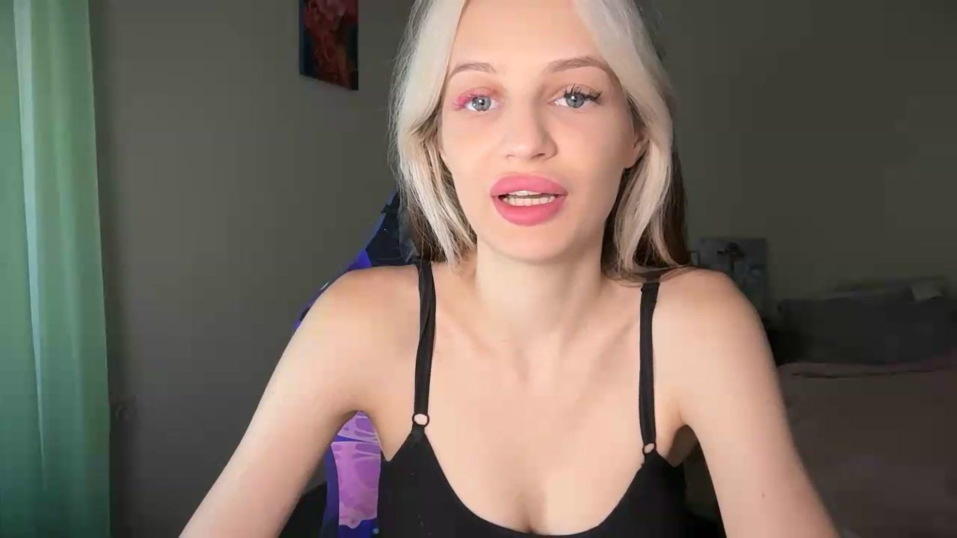 Gallery image thumbnail from Lola_vi's myfreecams stream on, 08/15/2026, 11:23 image 4 of 20