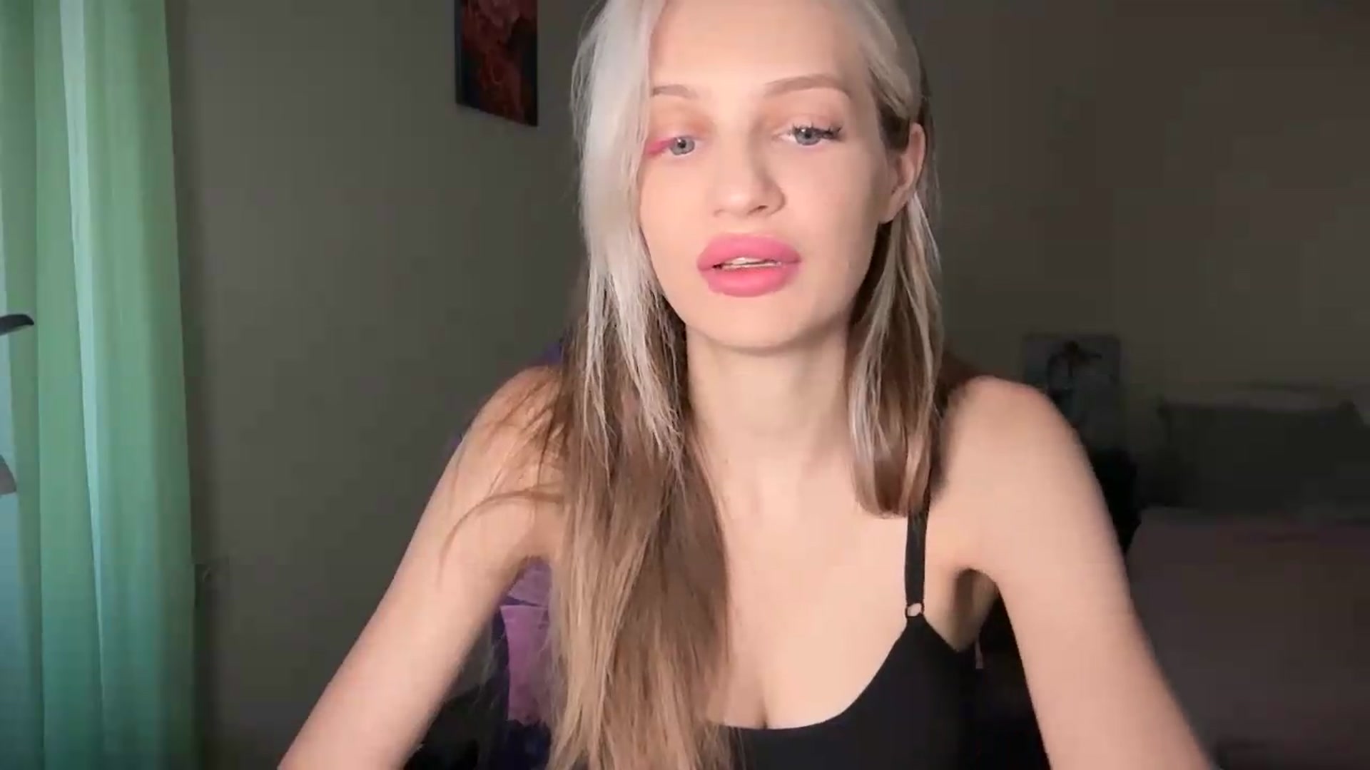Gallery image thumbnail from Lola_vi's myfreecams stream on, 08/17/2026, 10:28 image 4 of 20