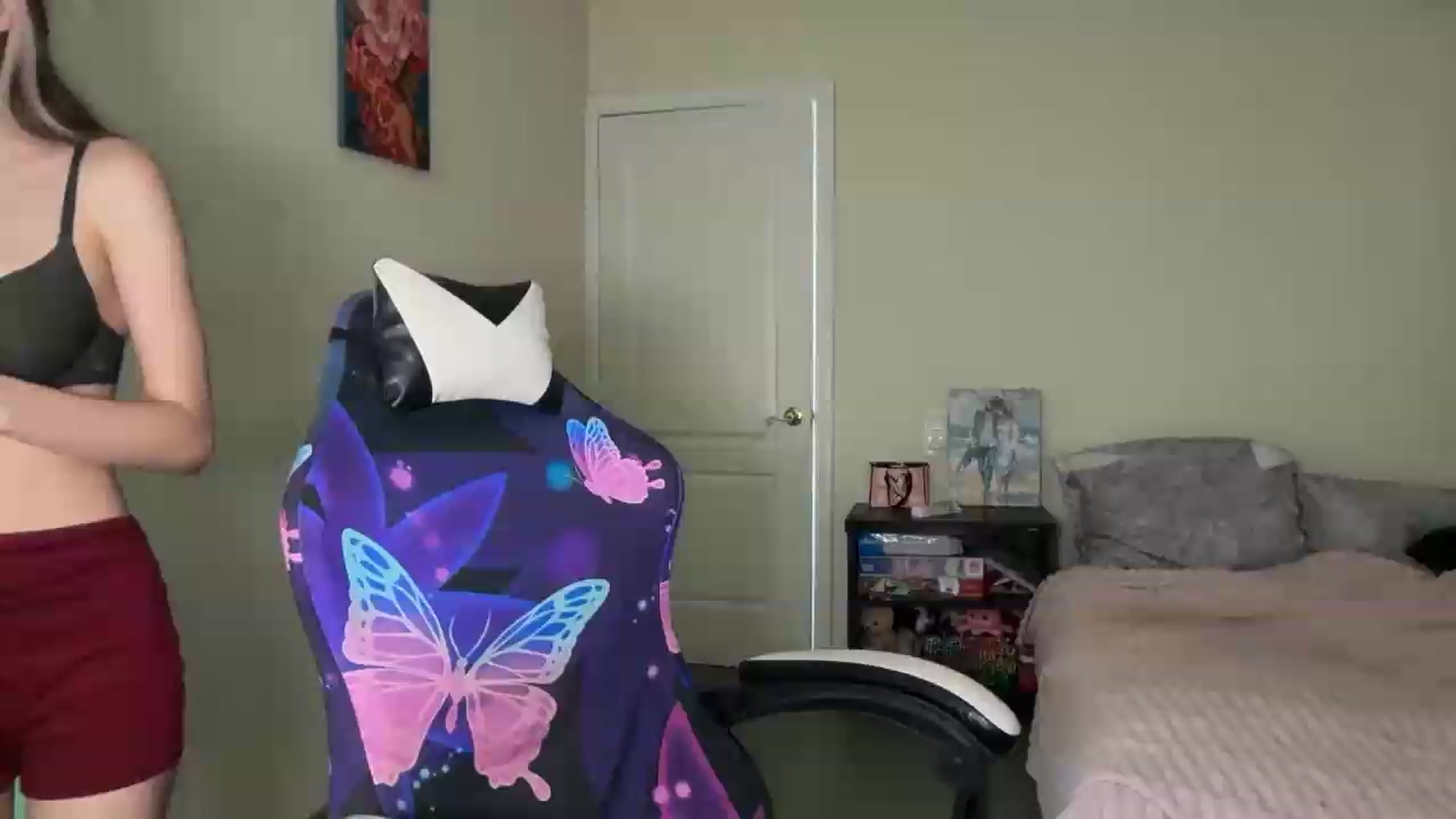 Gallery image thumbnail from Lola_vi's myfreecams stream on, 08/23/2026, 11:11 image 2 of 20