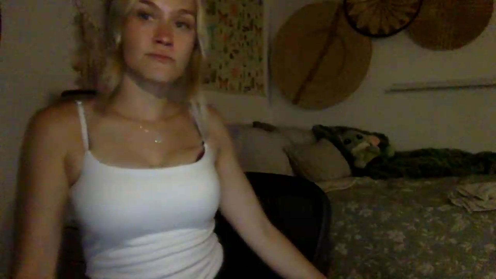 Gallery image thumbnail from LolaaPassion's myfreecams stream on, 06/16/2026, 04:45 image 9 of 20