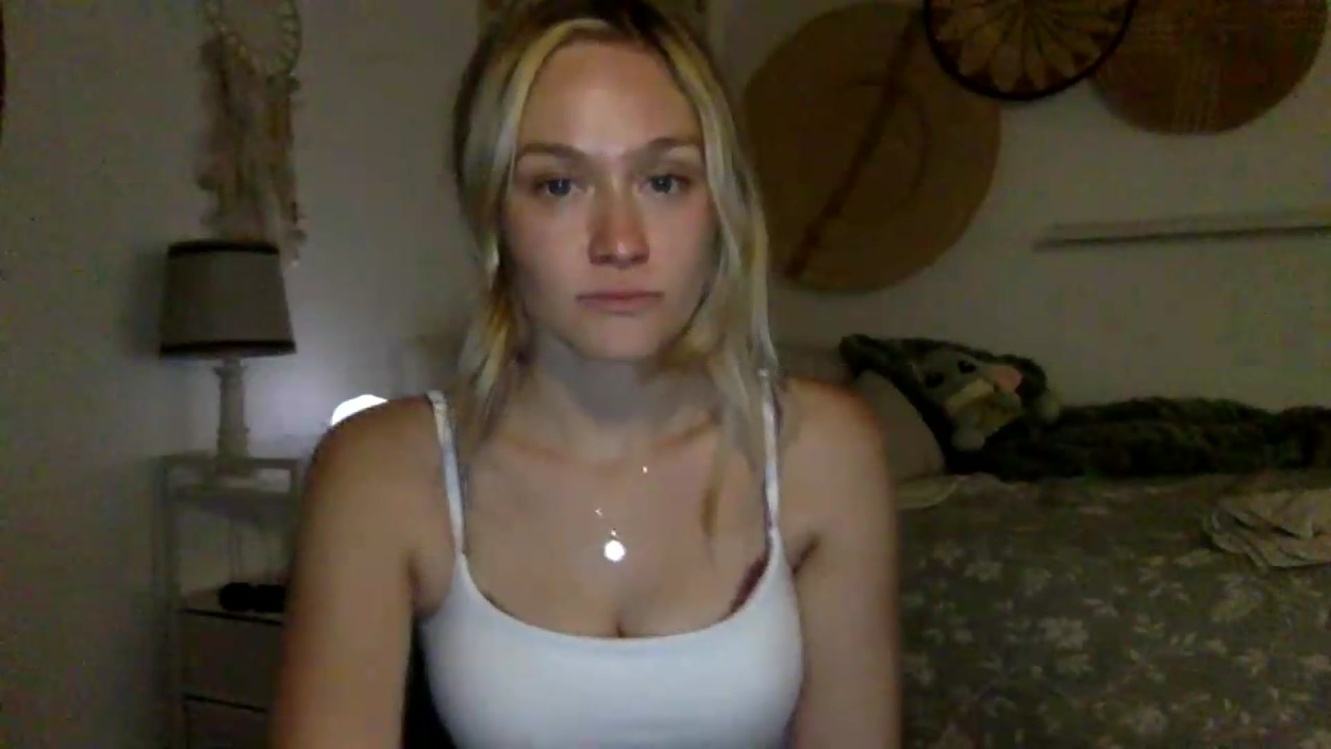 Gallery image thumbnail from LolaaPassion's myfreecams stream on, 06/16/2026, 04:45 image 11 of 20