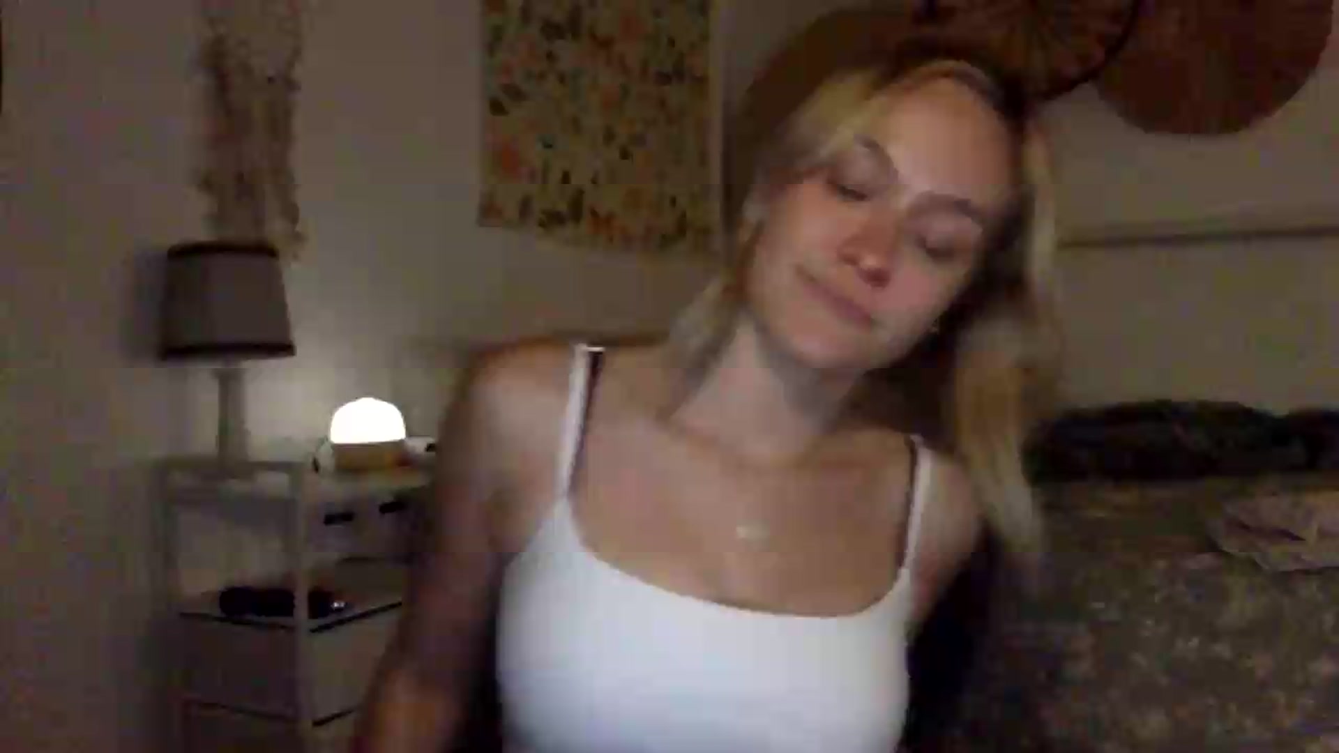 Gallery image thumbnail from LolaaPassion's myfreecams stream on, 06/16/2026, 04:45 image 1 of 20