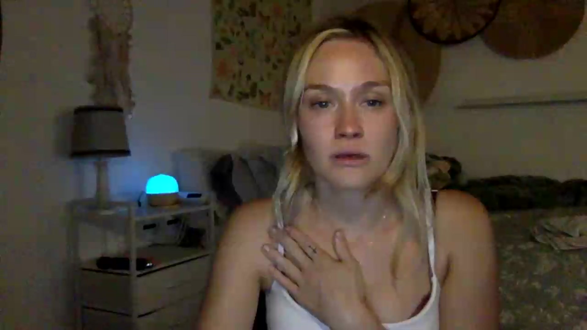Gallery image thumbnail from LolaaPassion's myfreecams stream on, 06/16/2026, 04:45 image 13 of 20