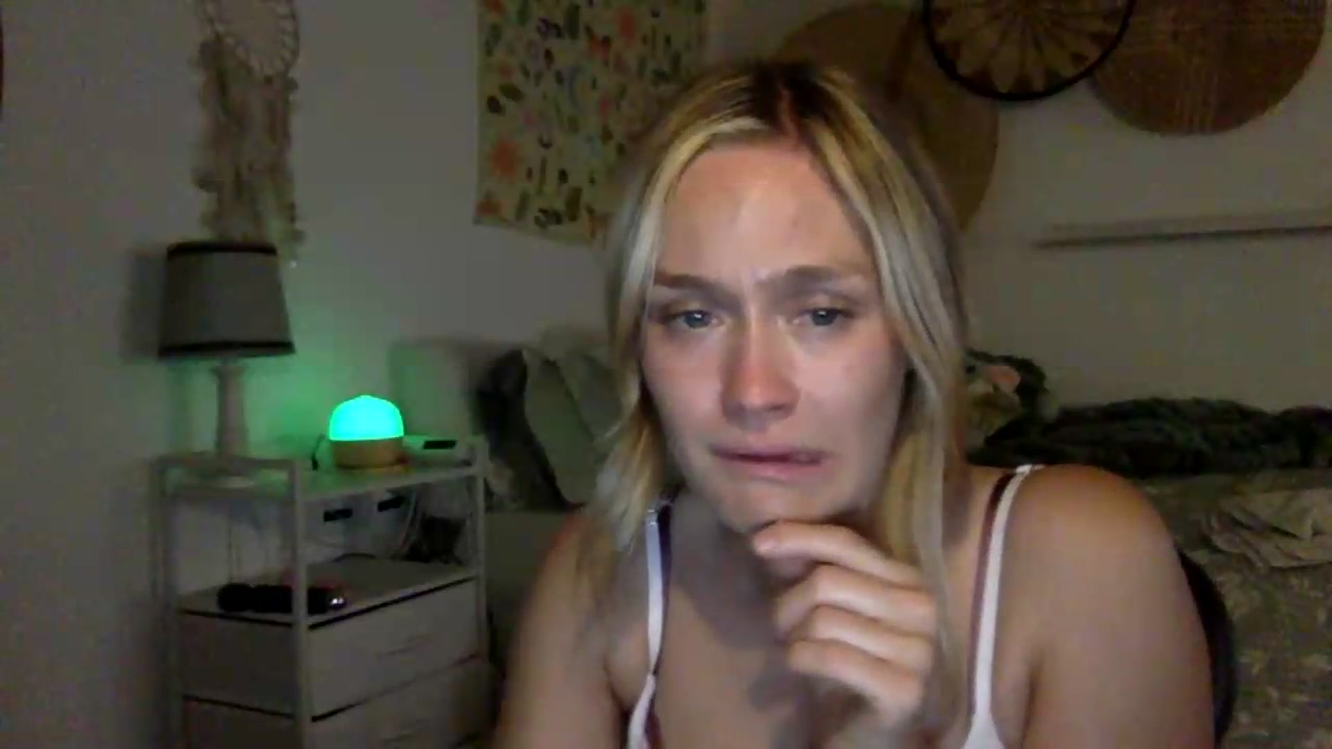 Gallery image thumbnail from LolaaPassion's myfreecams stream on, 06/16/2026, 04:45 image 7 of 20