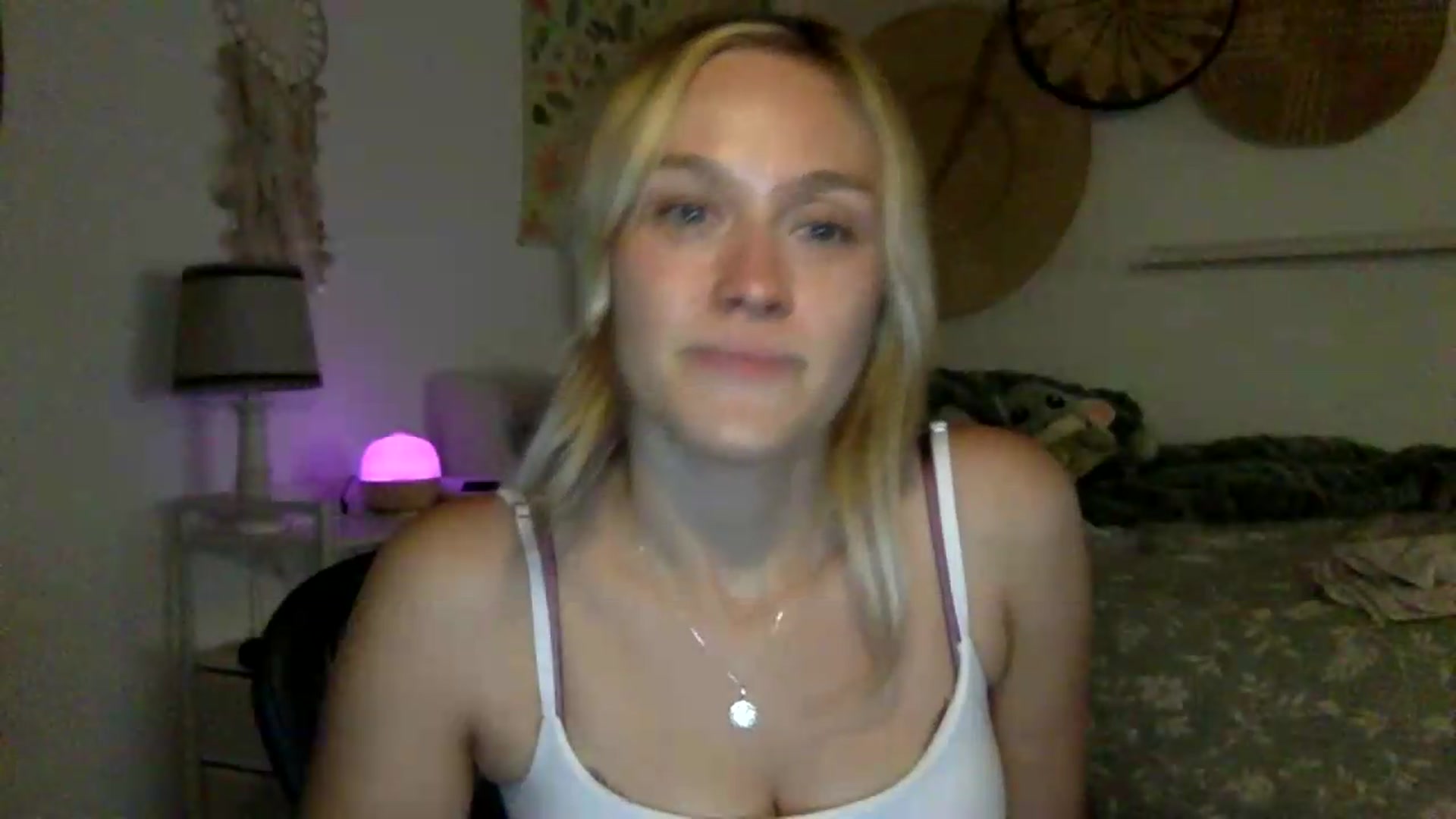 Gallery image thumbnail from LolaaPassion's myfreecams stream on, 06/16/2026, 04:45 image 4 of 20