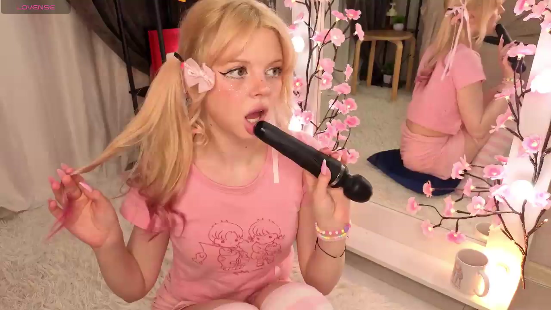 Gallery image thumbnail from Lolabunny2008's myfreecams stream on, 05/12/2026, 08:04 image 12 of 20