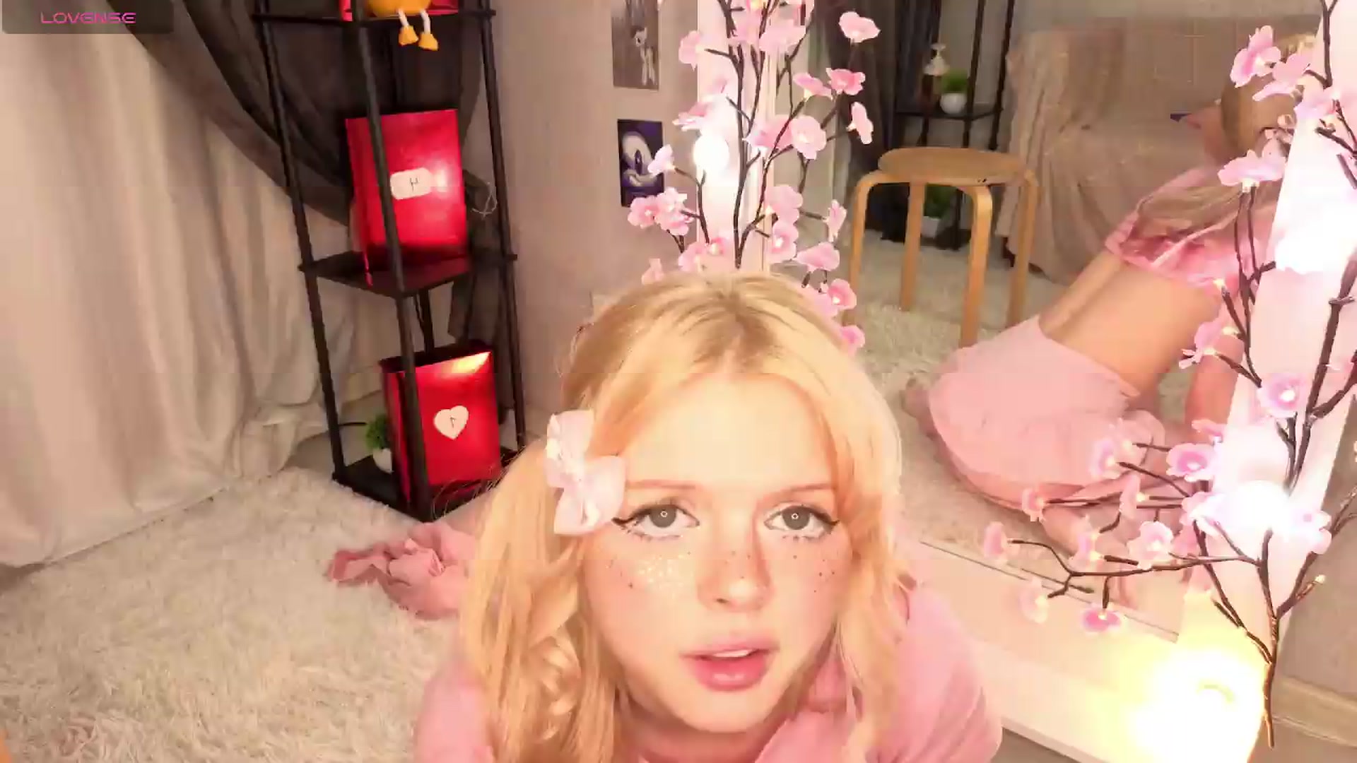 Gallery image thumbnail from Lolabunny2008's myfreecams stream on, 05/12/2026, 10:03 image 5 of 20