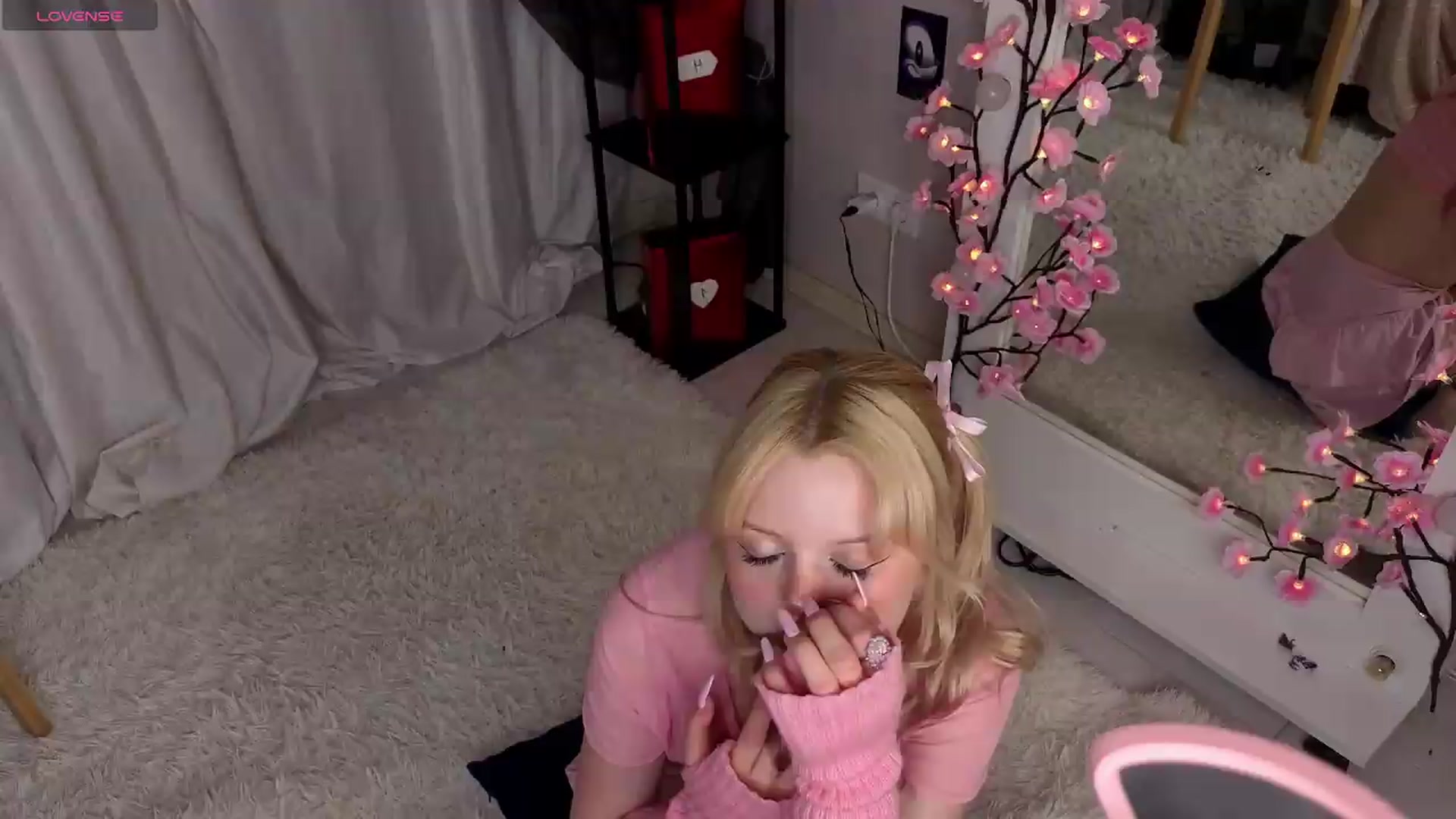 Gallery image thumbnail from Lolabunny2008's myfreecams stream on, 05/18/2026, 09:14 image 2 of 20