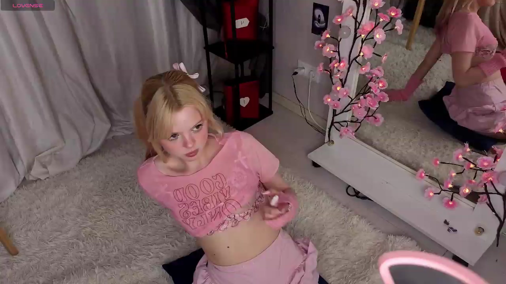 Gallery image thumbnail from Lolabunny2008's myfreecams stream on, 05/18/2026, 09:14 image 3 of 20