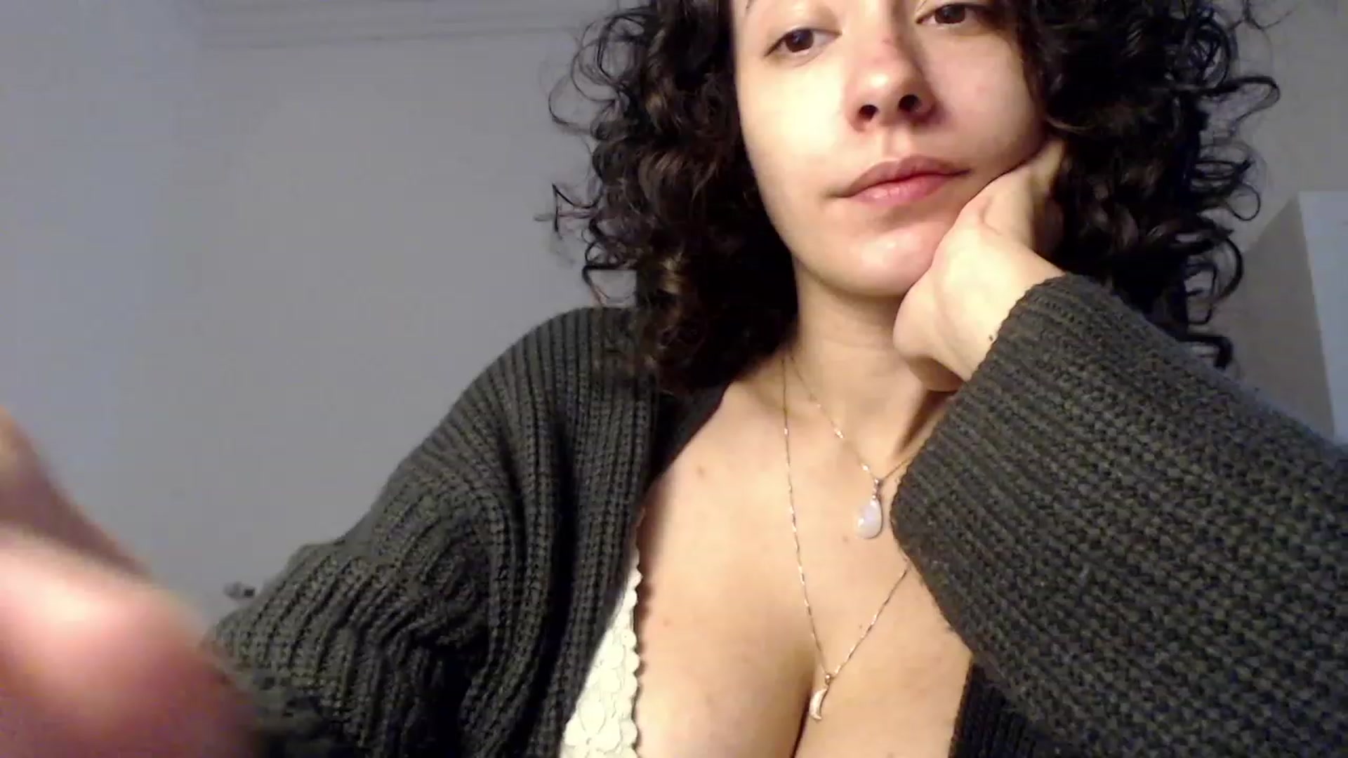 Gallery image thumbnail from LolasPie's myfreecams stream on, 11/14/2022, 15:50 image 4 of 20