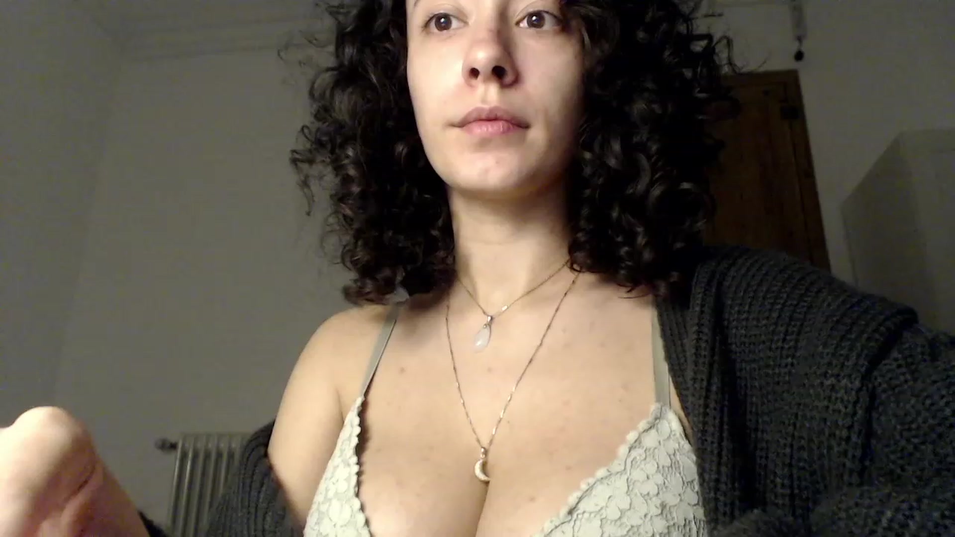Gallery image thumbnail from LolasPie's myfreecams stream on, 11/14/2022, 17:48 image 10 of 20