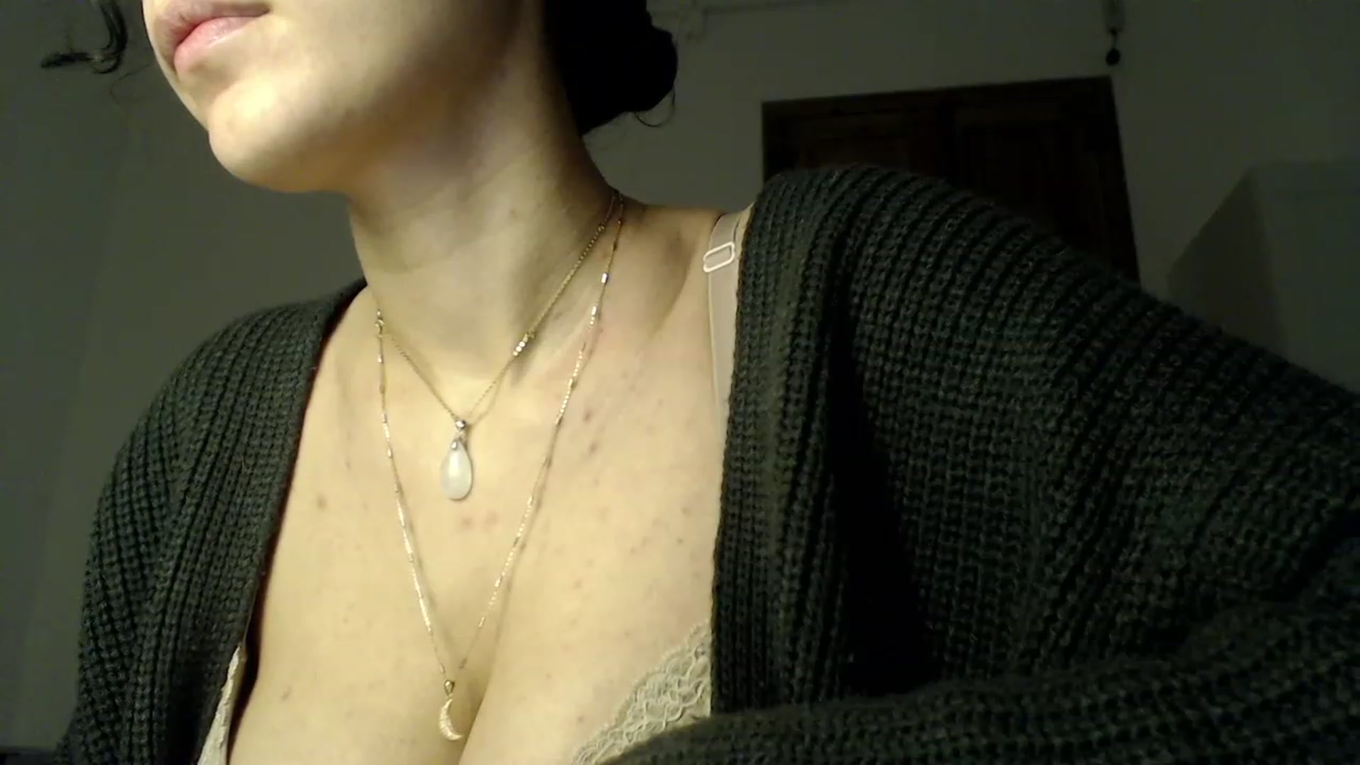 Gallery image thumbnail from LolasPie's myfreecams stream on, 11/16/2022, 16:53 image 8 of 20