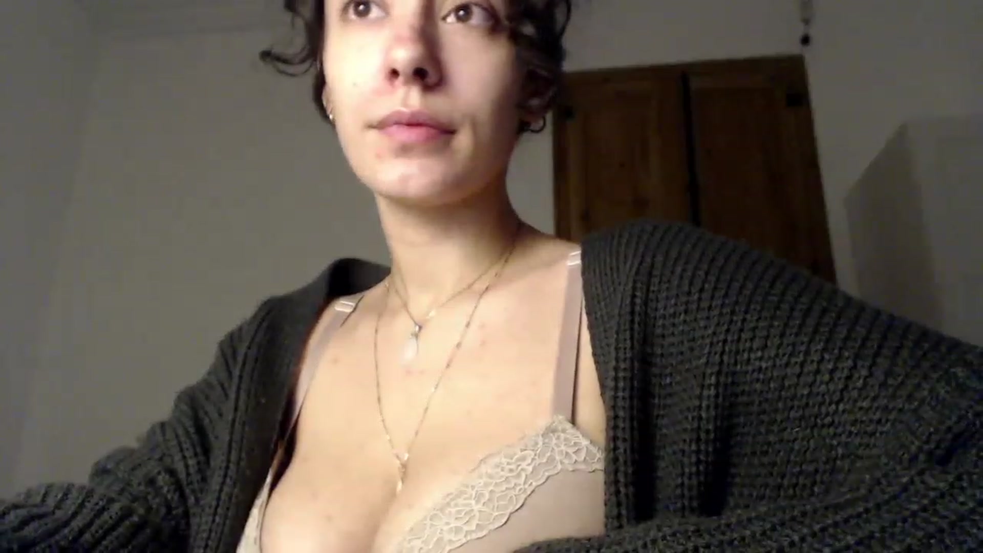 Gallery image thumbnail from LolasPie's myfreecams stream on, 11/16/2022, 16:53 image 11 of 20