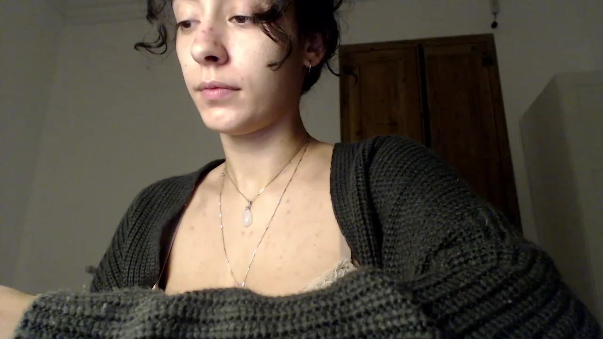 Gallery image thumbnail from LolasPie's myfreecams stream on, 11/16/2022, 17:42 image 11 of 20