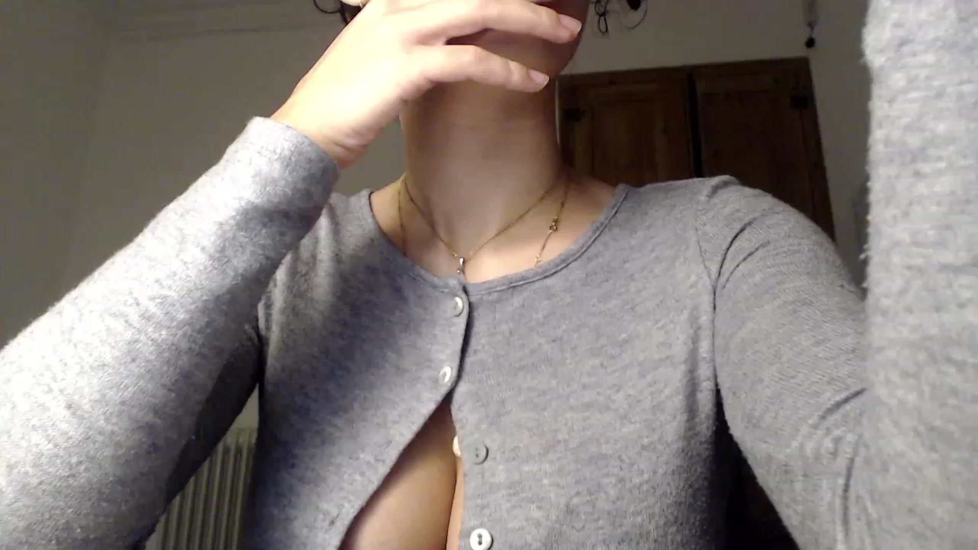 Gallery image thumbnail from LolasPie's myfreecams stream on, 11/17/2022, 17:01 image 20 of 20