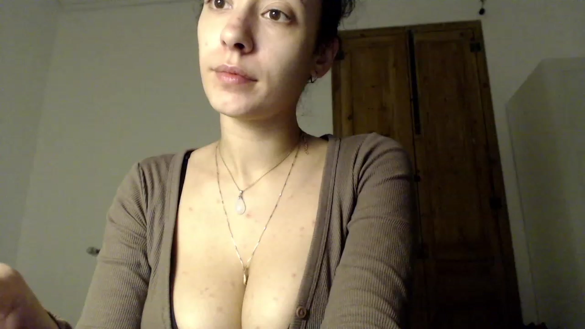 Gallery image thumbnail from LolasPie's myfreecams stream on, 11/21/2022, 16:48 image 11 of 20