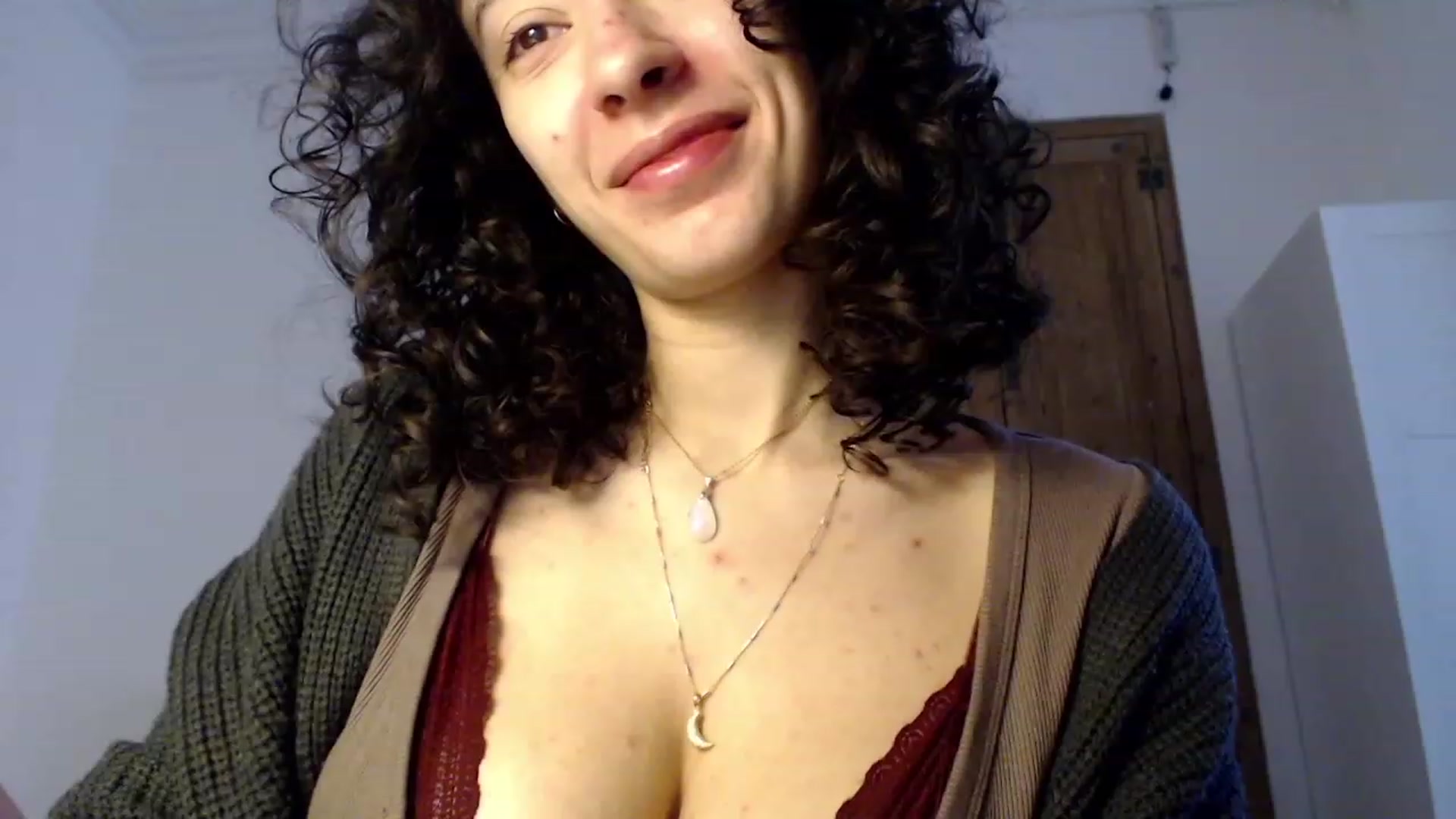 Gallery image thumbnail from LolasPie's myfreecams stream on, 11/23/2022, 09:33 image 20 of 20