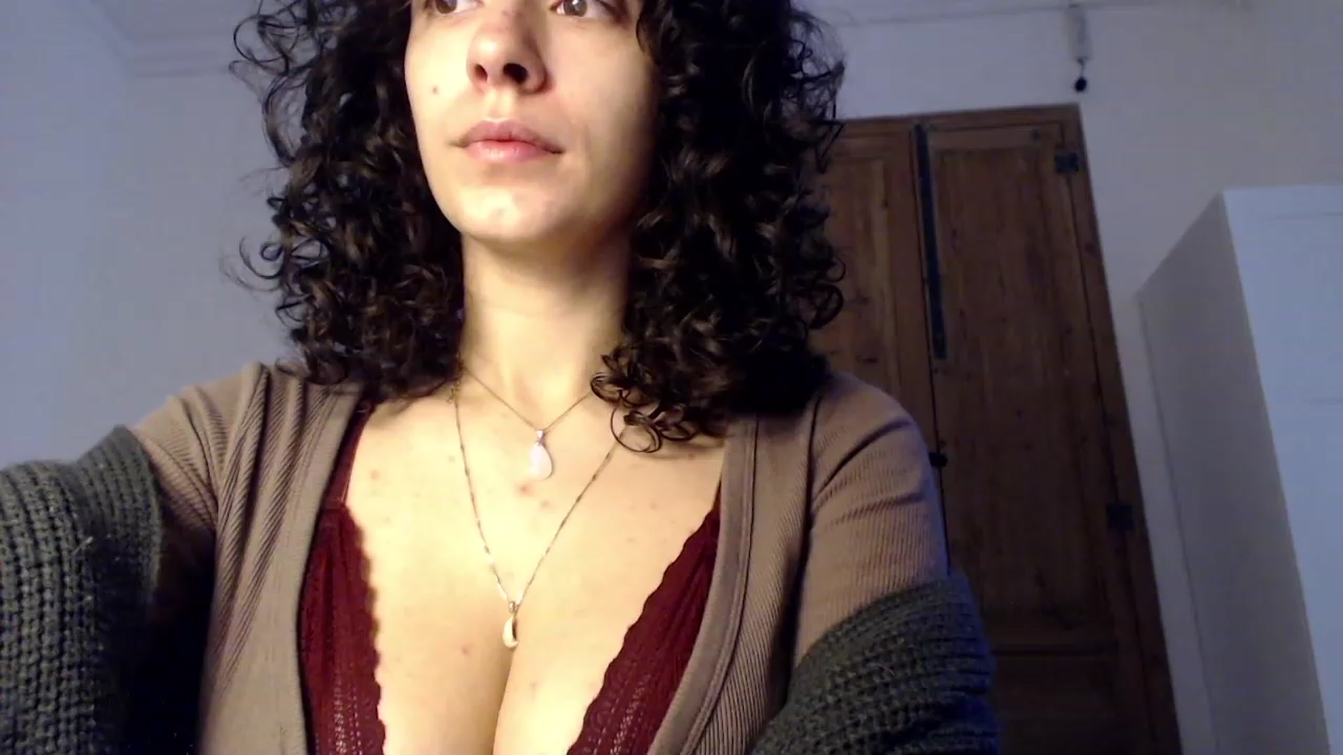 Gallery image thumbnail from LolasPie's myfreecams stream on, 11/23/2022, 09:33 image 4 of 20