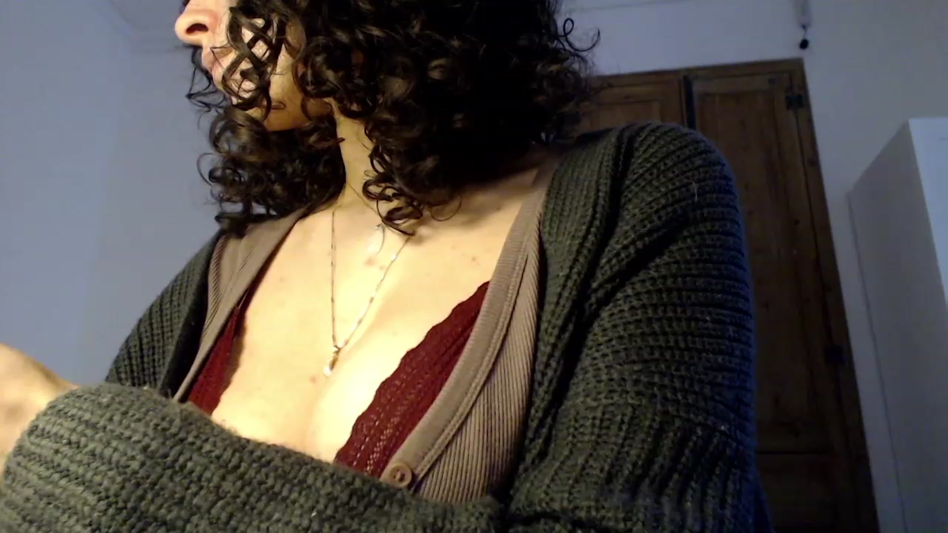 Gallery image thumbnail from LolasPie's myfreecams stream on, 11/23/2022, 10:21 image 15 of 20