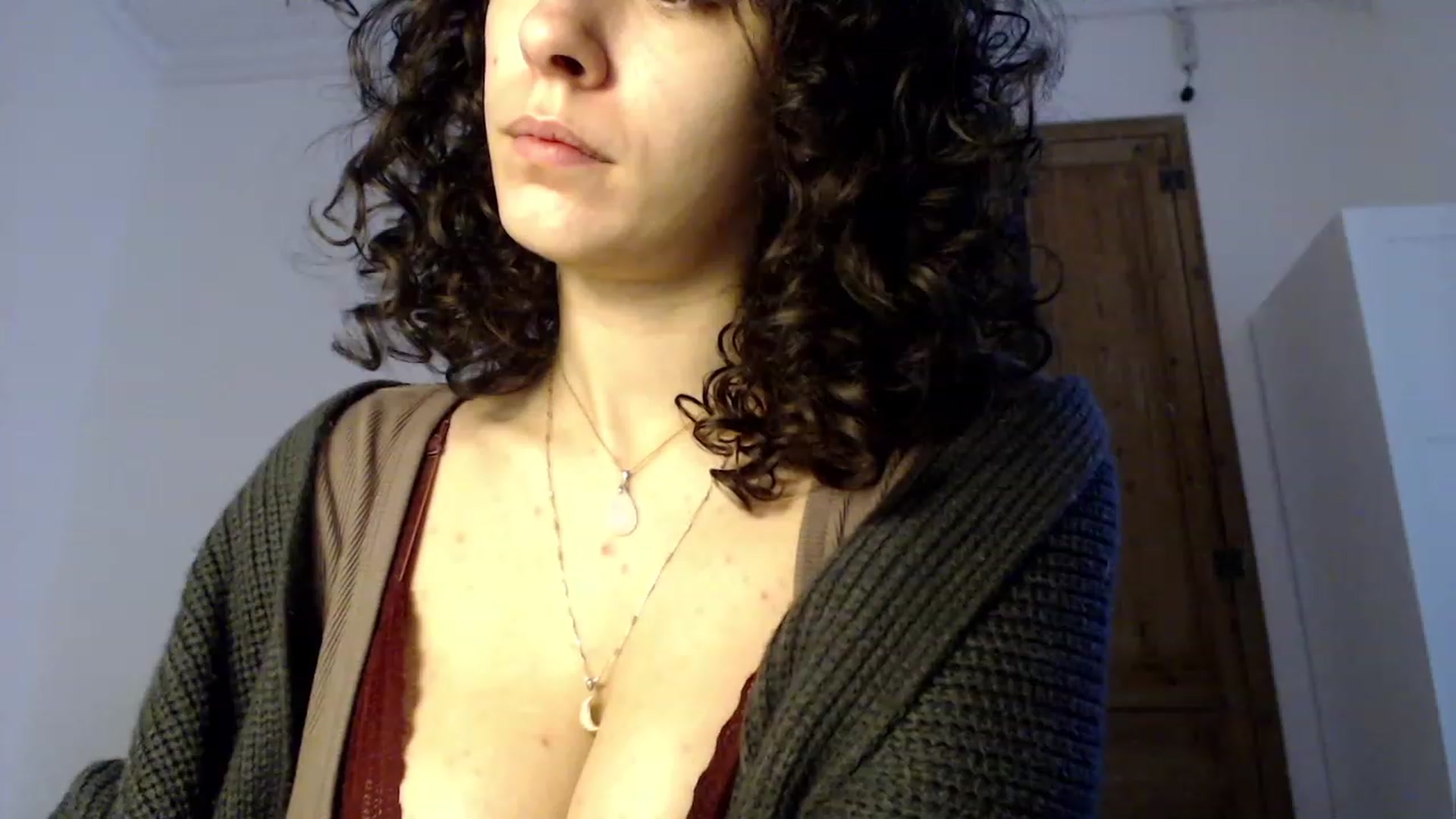 Gallery image thumbnail from LolasPie's myfreecams stream on, 11/23/2022, 10:21 image 5 of 20