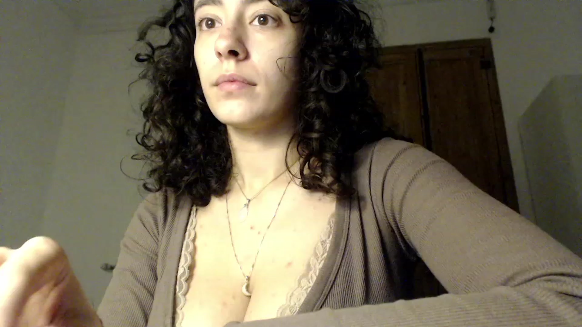 Gallery image thumbnail from LolasPie's myfreecams stream on, 11/25/2022, 17:43 image 8 of 20
