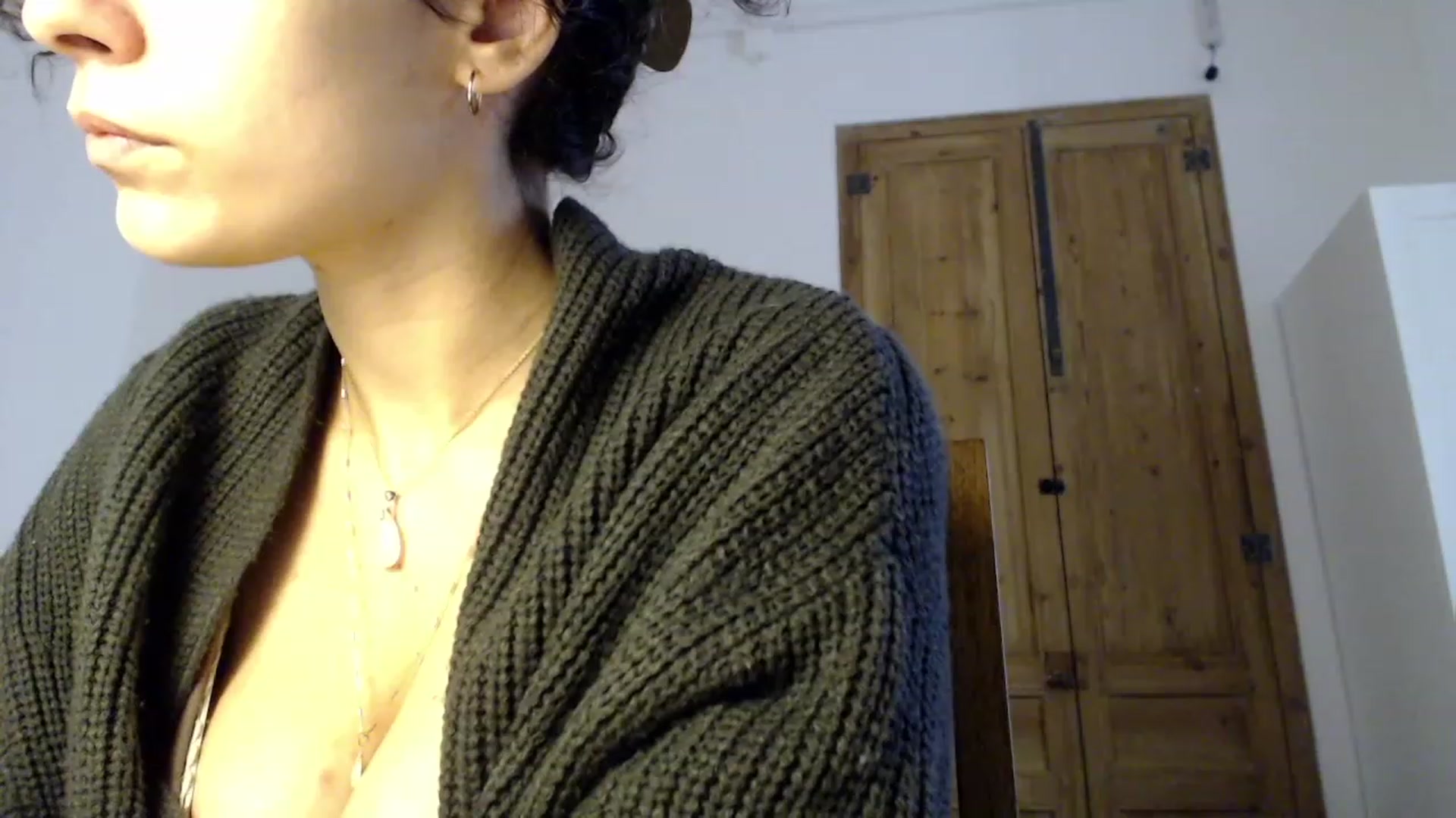Gallery image thumbnail from LolasPie's myfreecams stream on, 11/26/2022, 10:50 image 16 of 20