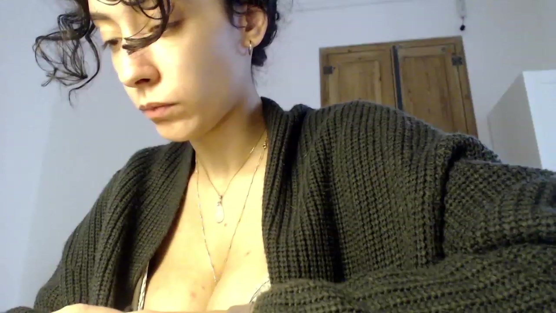 Gallery image thumbnail from LolasPie's myfreecams stream on, 11/26/2022, 10:50 image 17 of 20