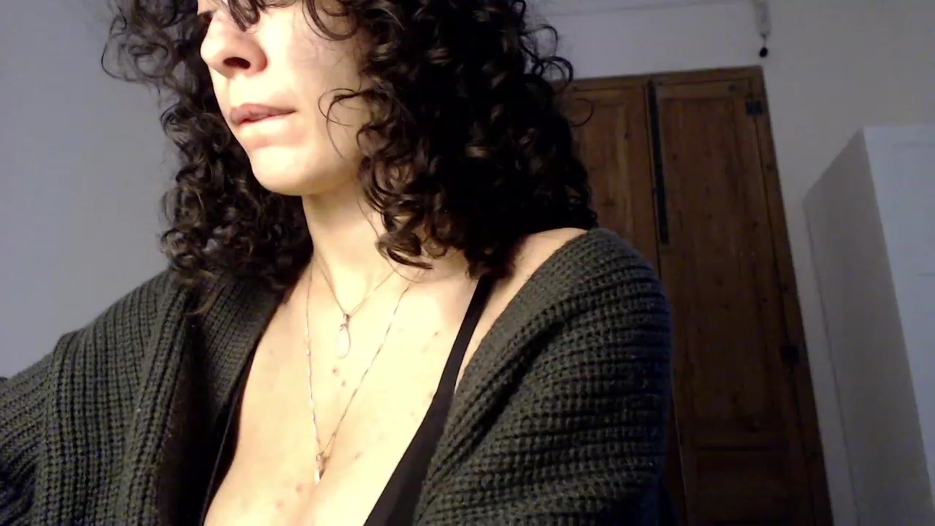 Gallery image thumbnail from LolasPie's myfreecams stream on, 11/27/2022, 16:44 image 3 of 20